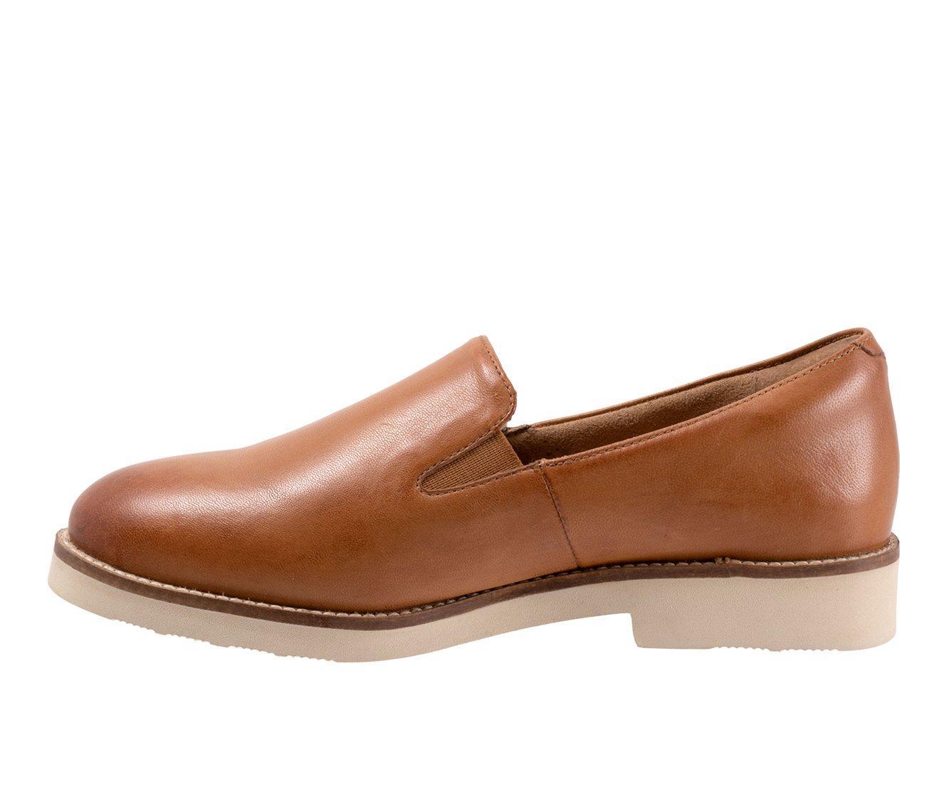 Women's Softwalk Whistle II Heeled Loafers Product Image