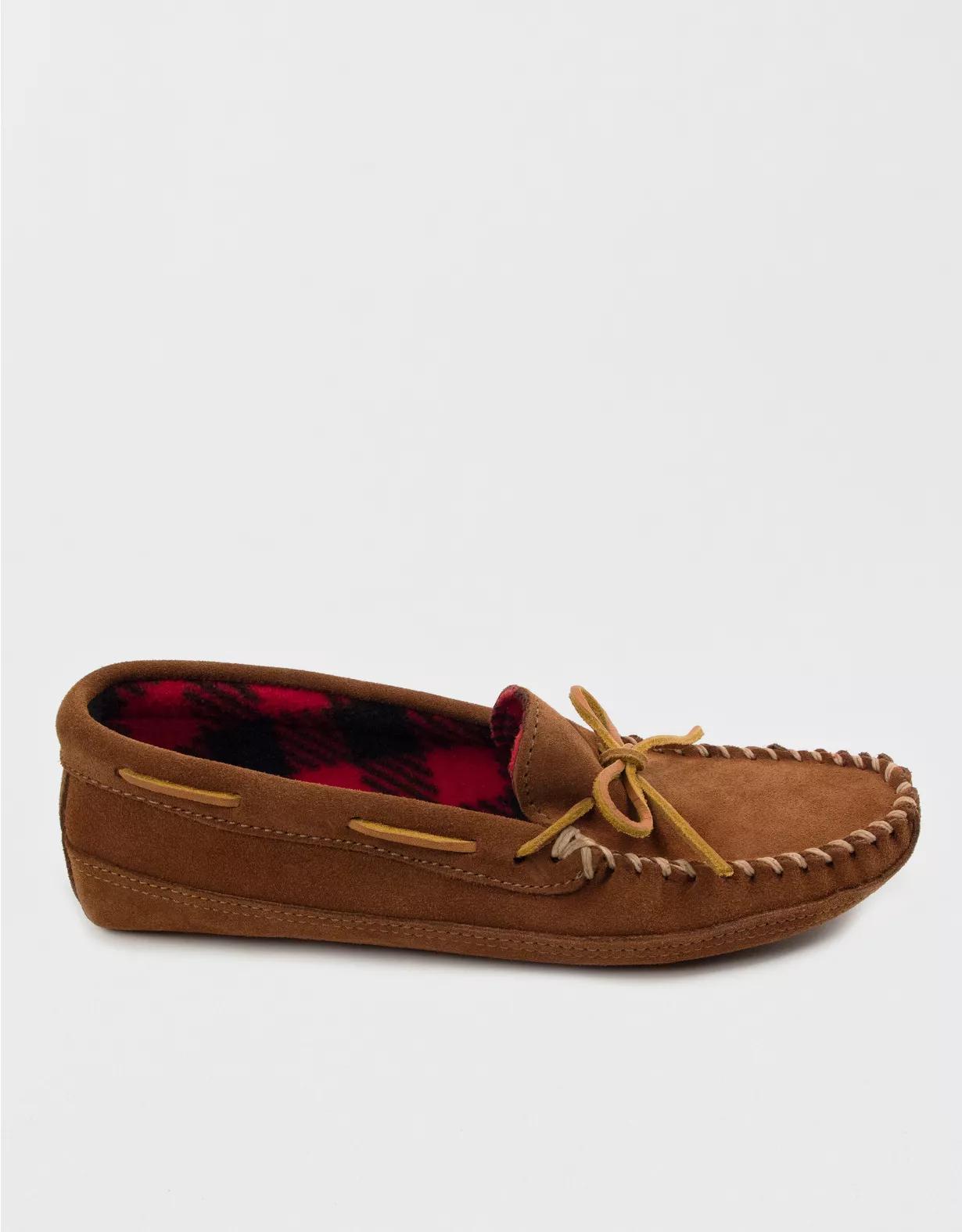 Minnetonka Men's Double Bottom Fleece Slipper Product Image