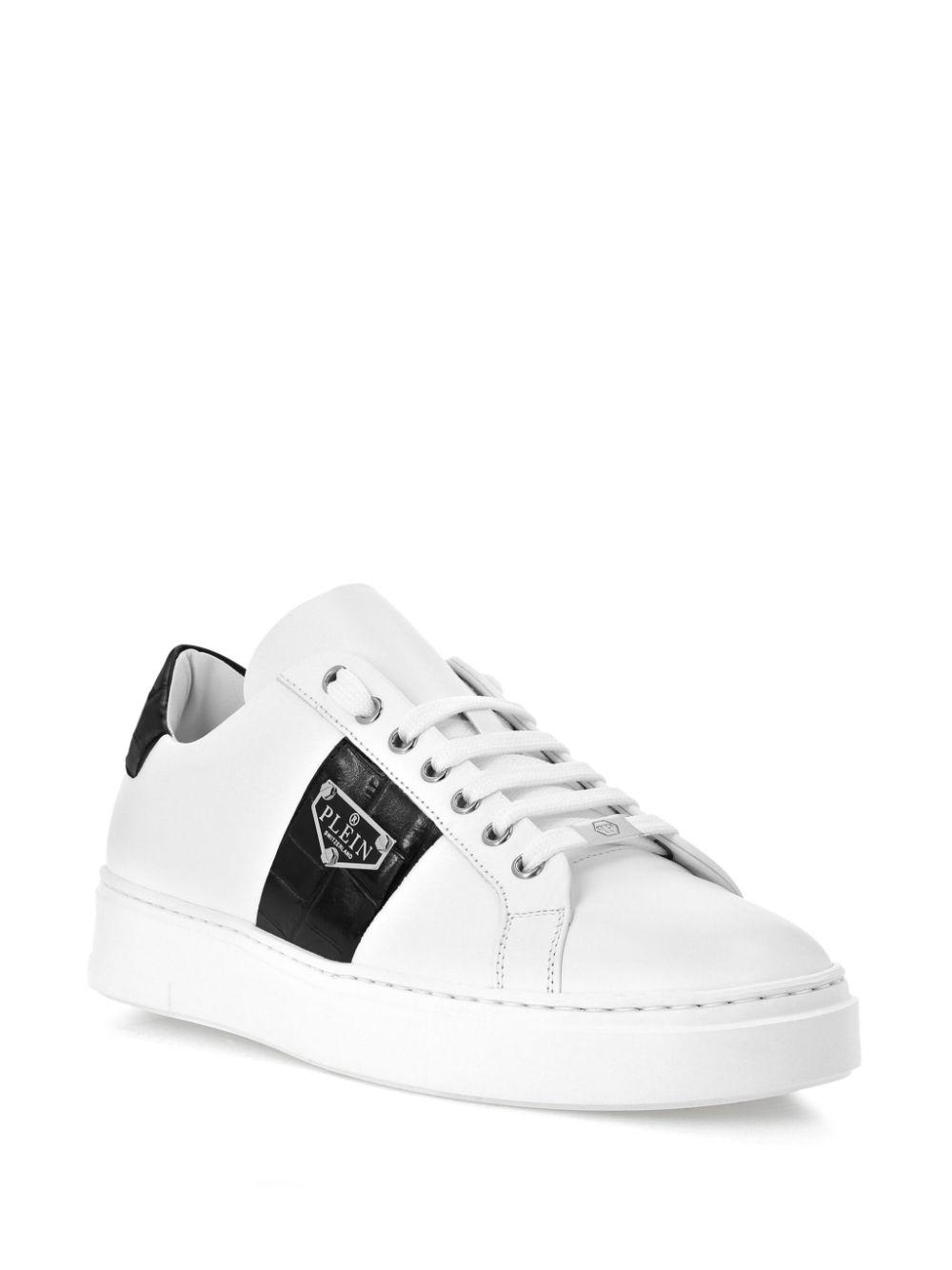 Triangle Plein-plaque leather sneakers Product Image