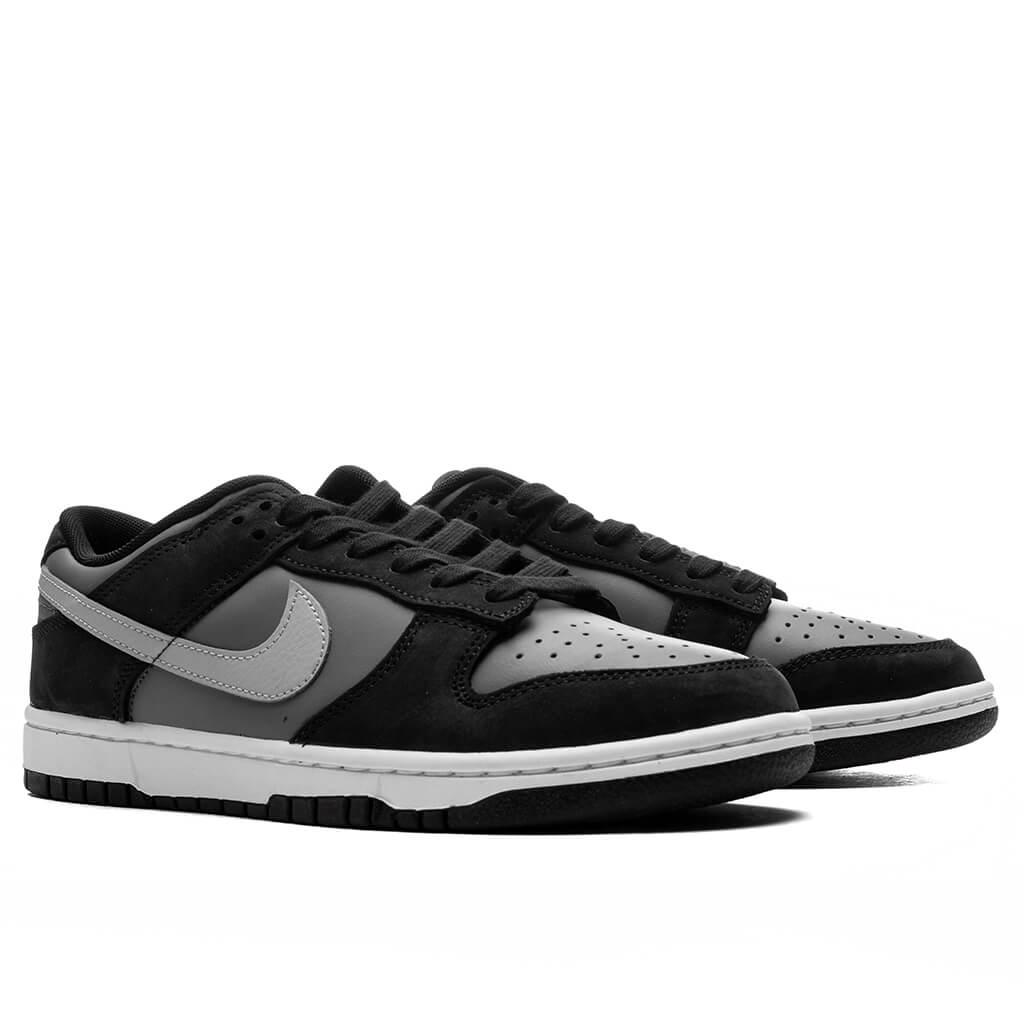 Dunk Low - Black/Light Smoke Grey/Smoke Grey/White Male Product Image