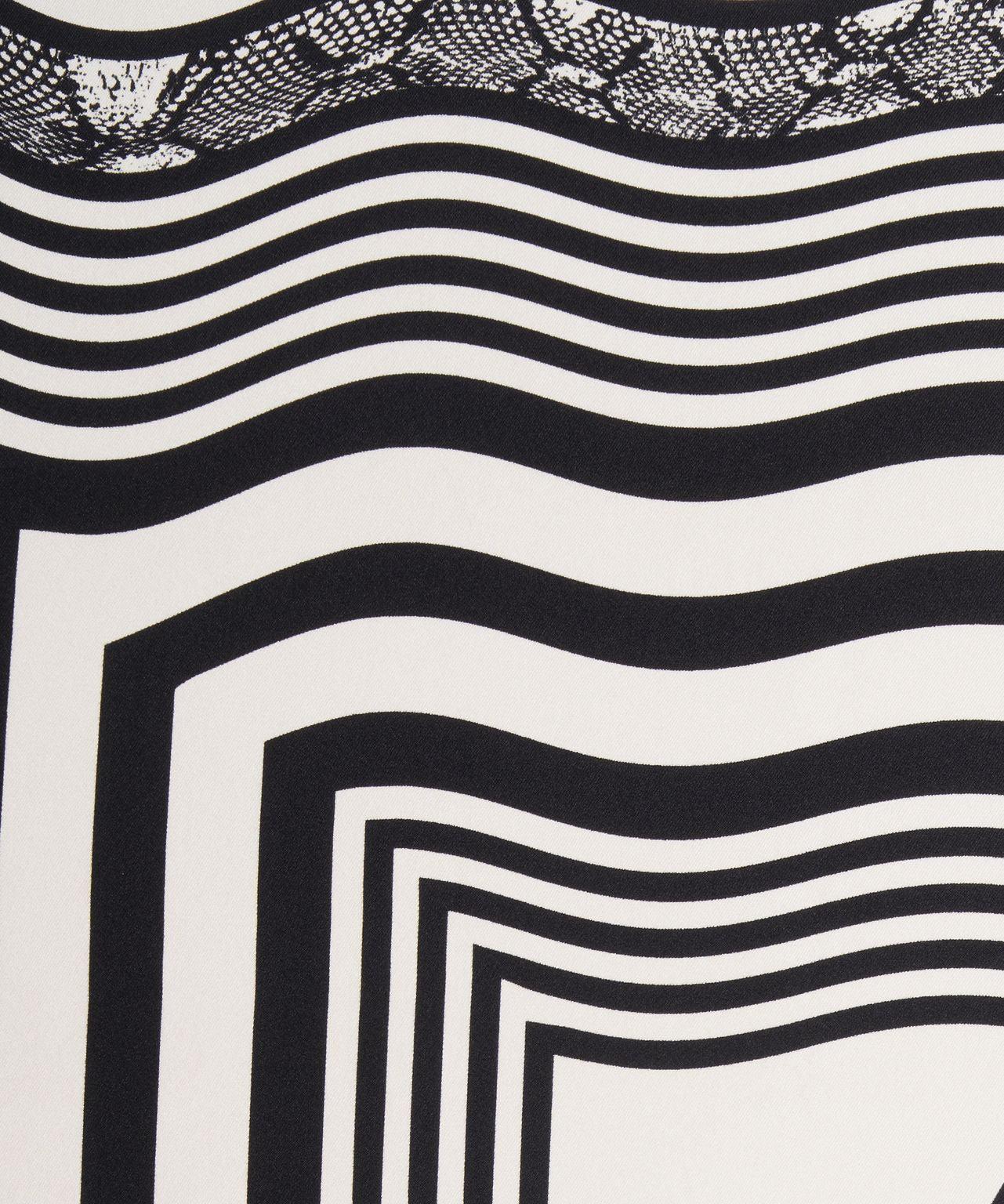 Scarf with print Product Image