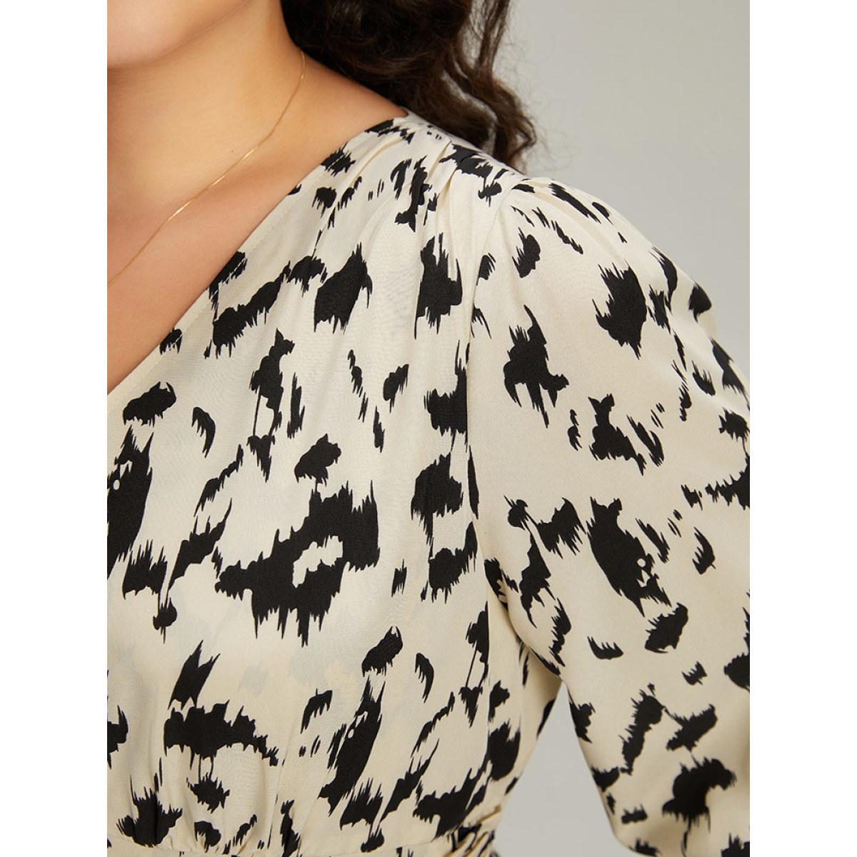 Plus Size Geometric Contrast Belted Elastic Cuffs Dress Apricot Women Elegant Elastic cuffs V-neck Long Sleeve Curvy Midi Dress BloomChic 26/4X Product Image