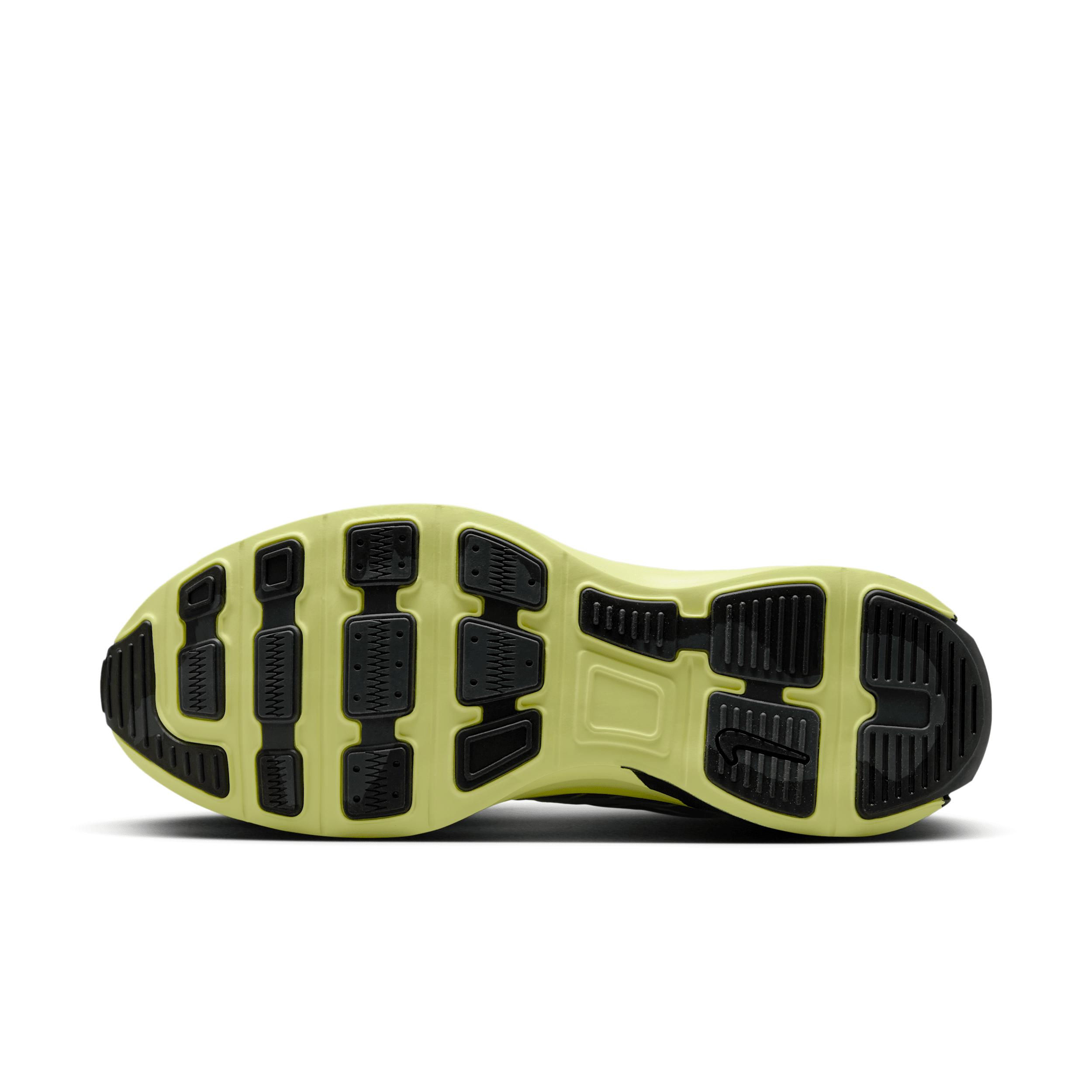 Nike Men's Lunar Roam Shoes Product Image