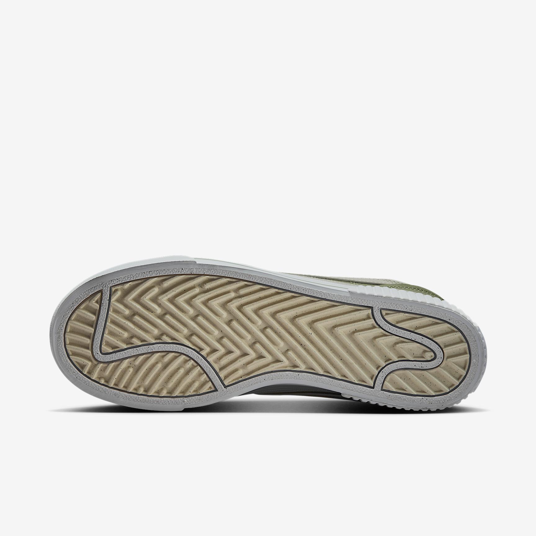 Nike Womens Court Legacy Lift Casual Shoes Product Image