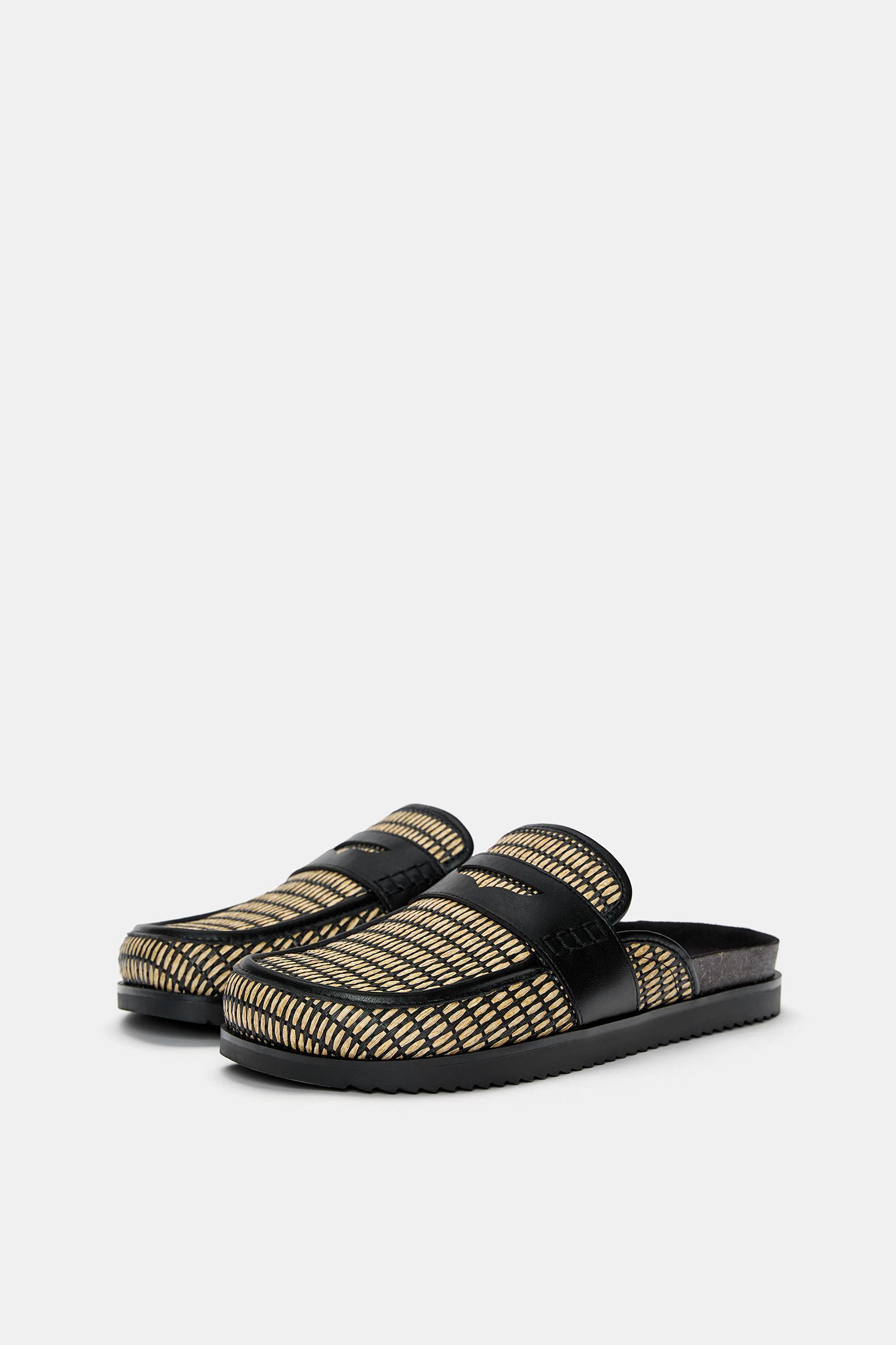 Printed clogs Product Image