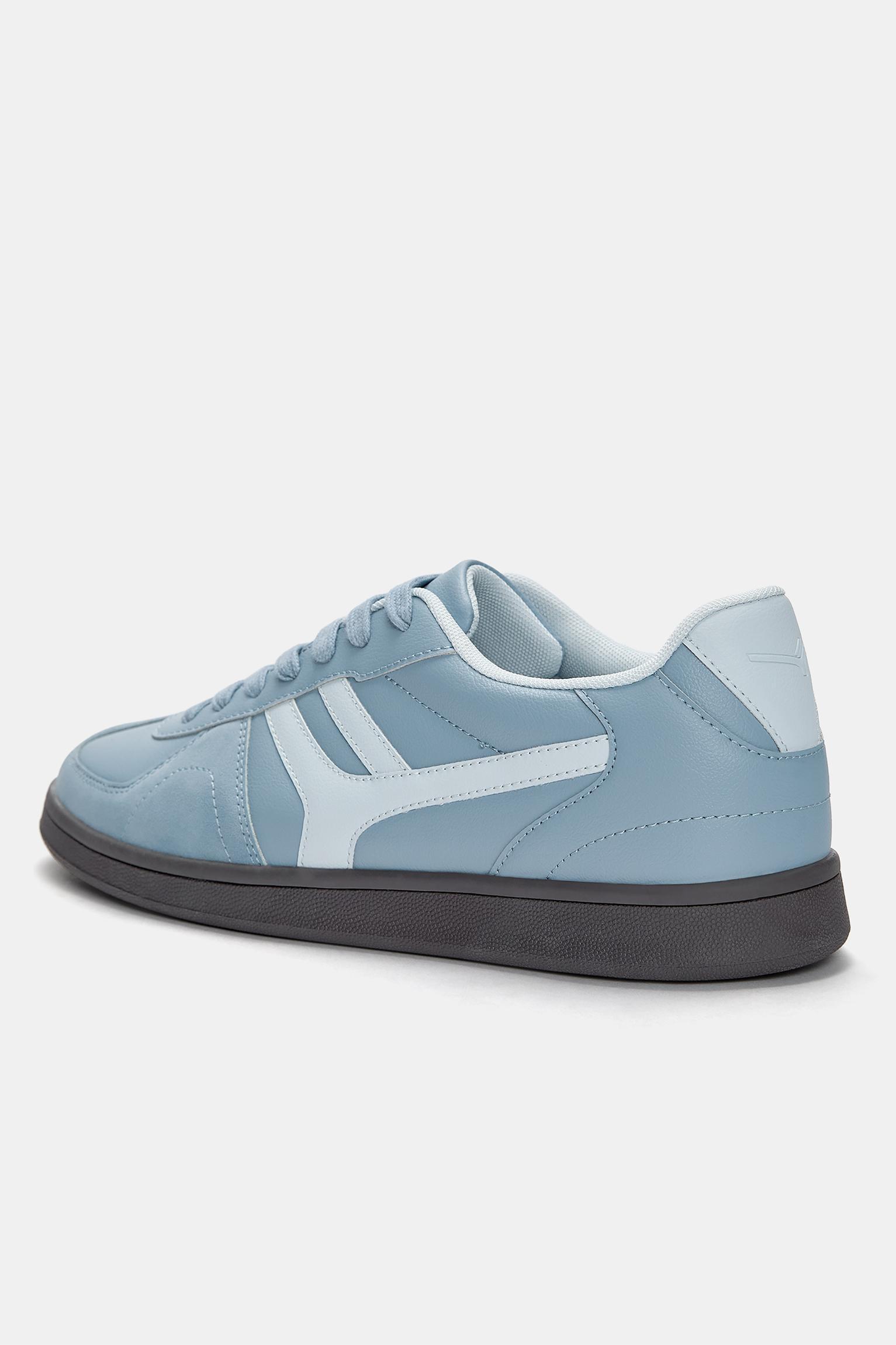 Retro sneakers Product Image