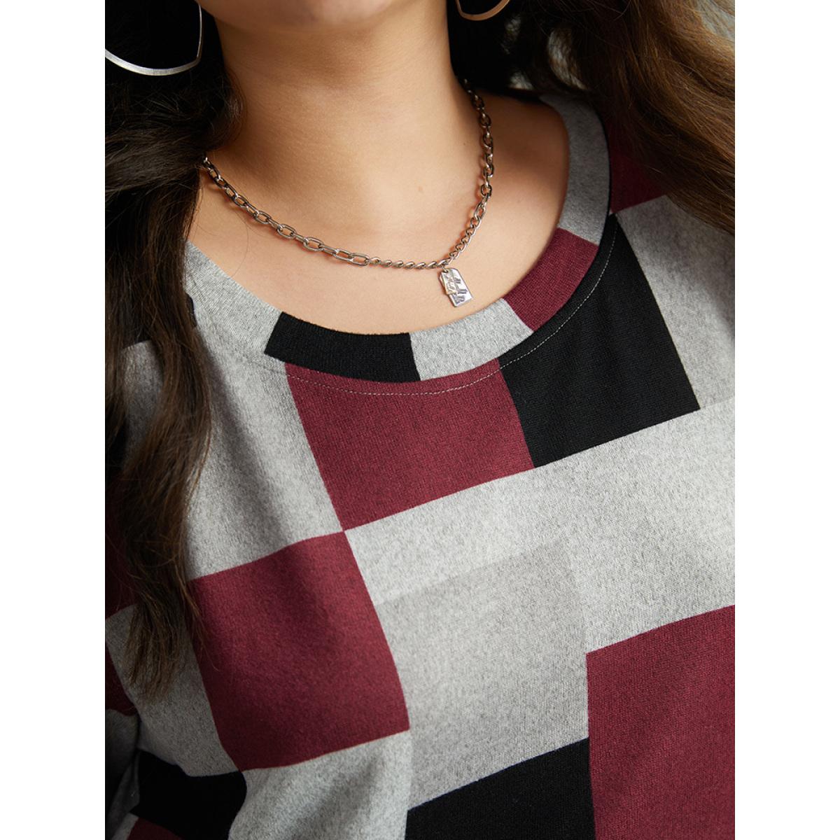 Plus Size Colorblock Contrast Button Detail T-shirt Multicolor Women Casual Contrast Geometric Round Neck Dailywear T-shirts BloomChic 18-20/2X Product Image