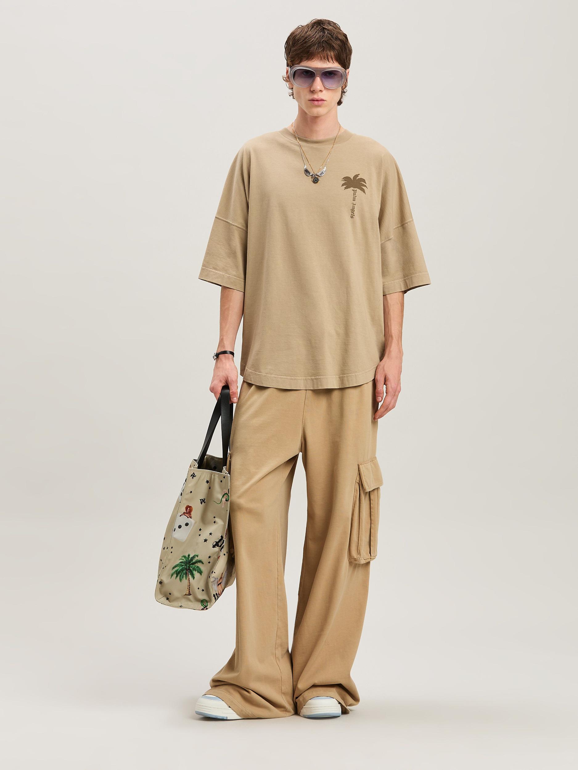 PALMS OVER TEE Product Image