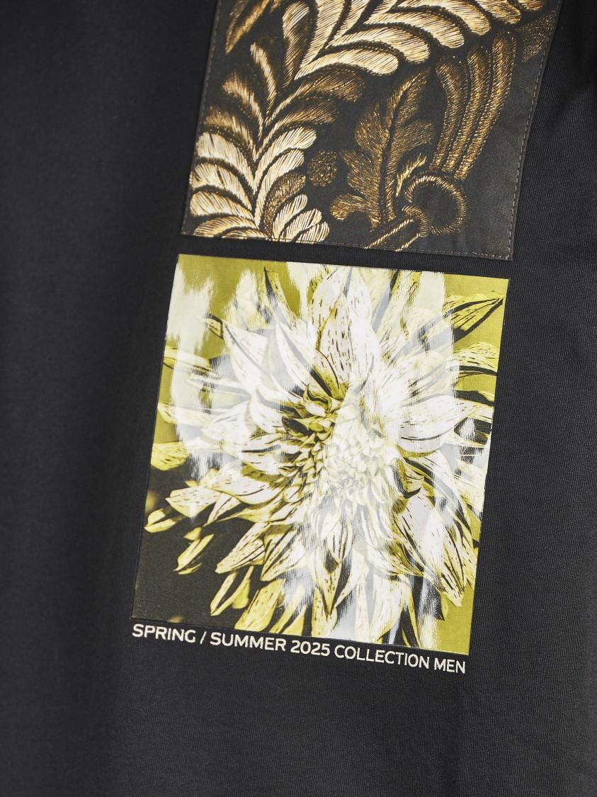 Black Show T-shirt Product Image