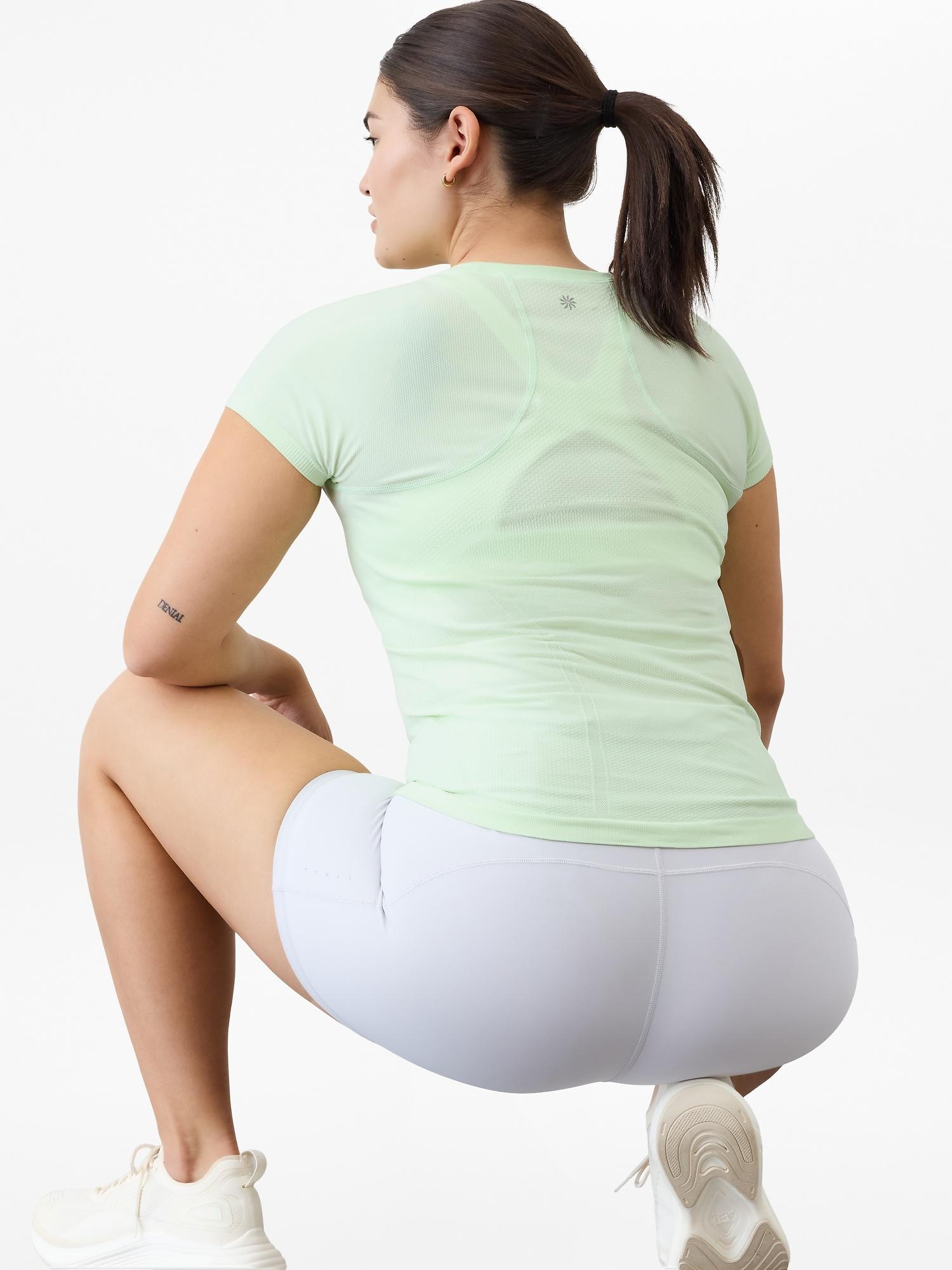 Momentum Seamless Tee Product Image