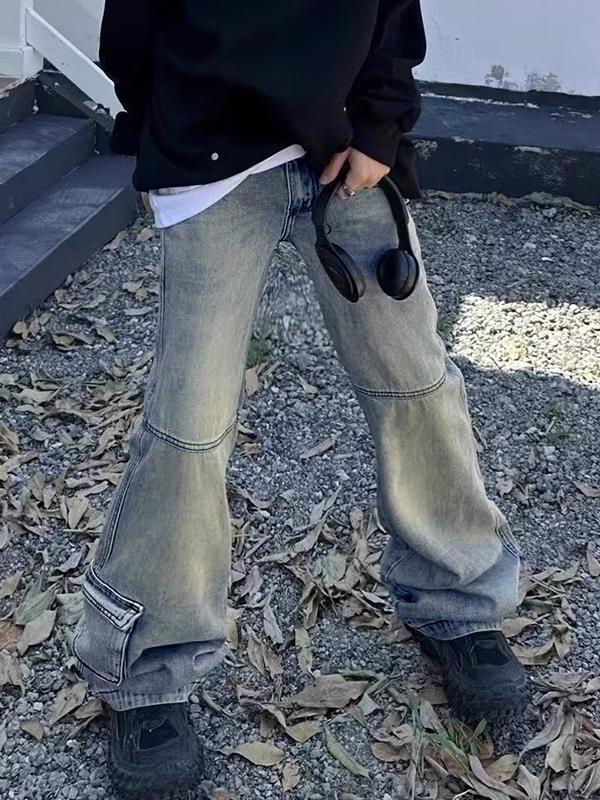 Men's Light Wash Flap Pocket Loose Jeans Product Image