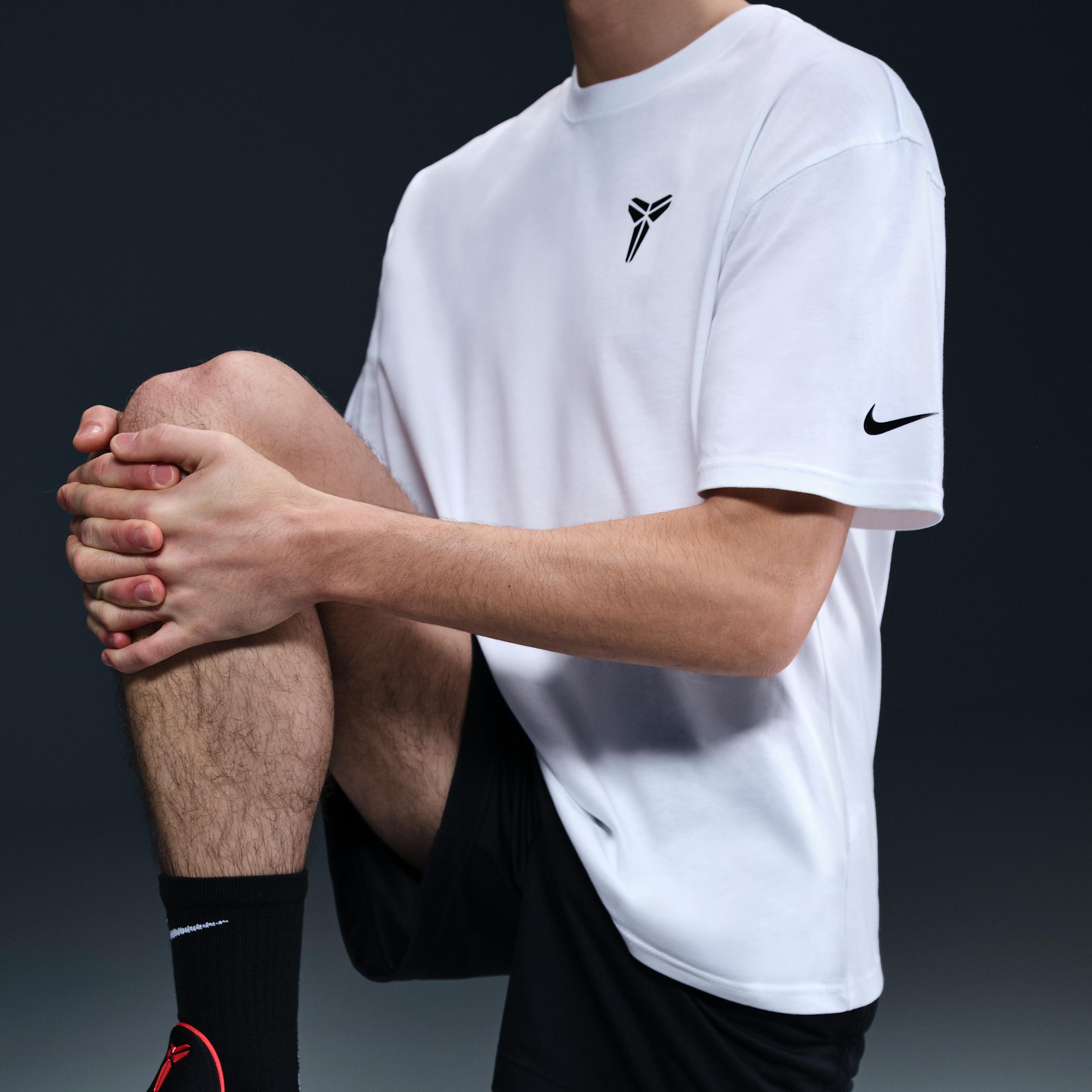 Nike Men's Kobe Basketball T-Shirt Product Image