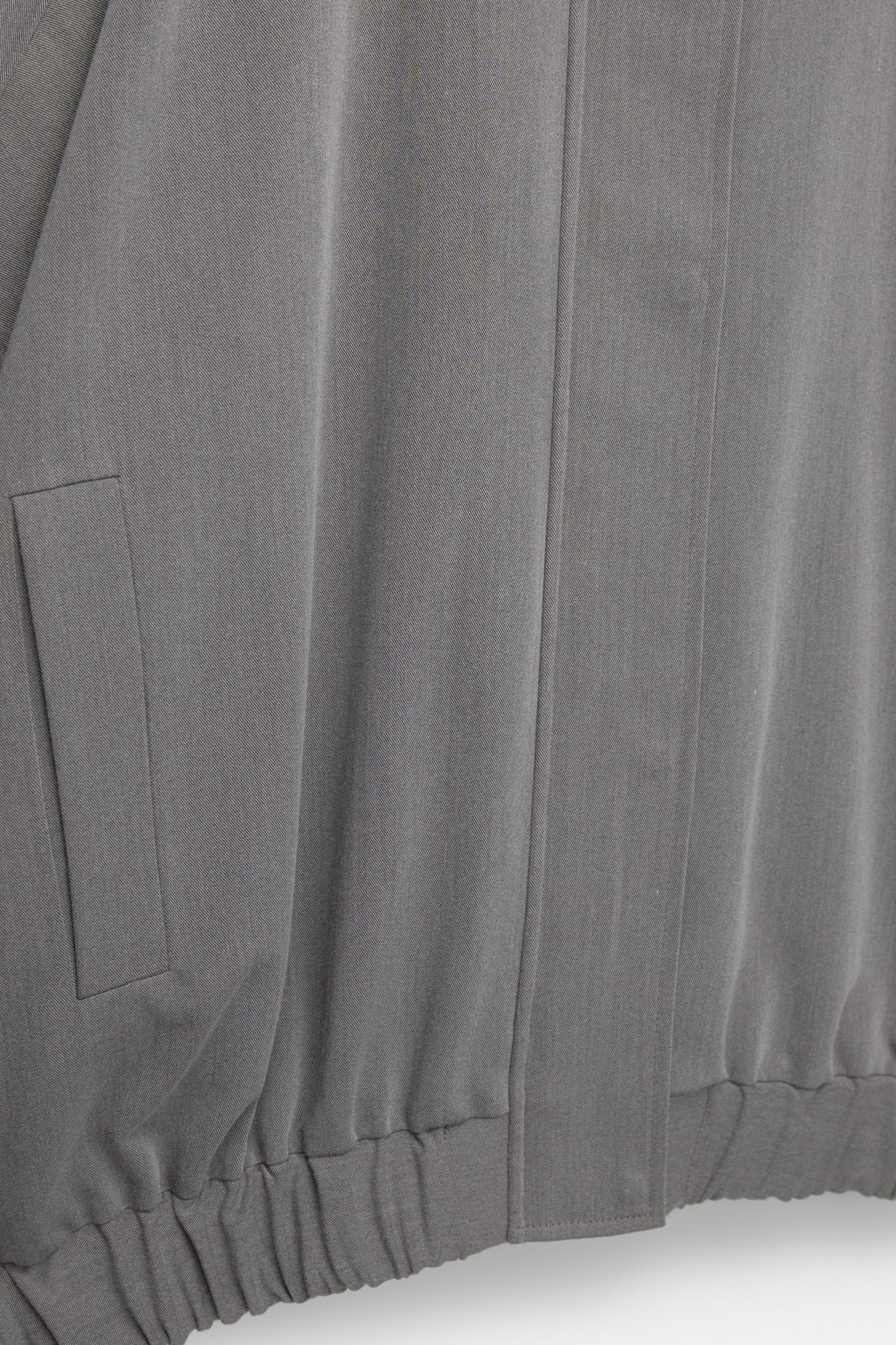 Oversize turtleneck jacket Product Image