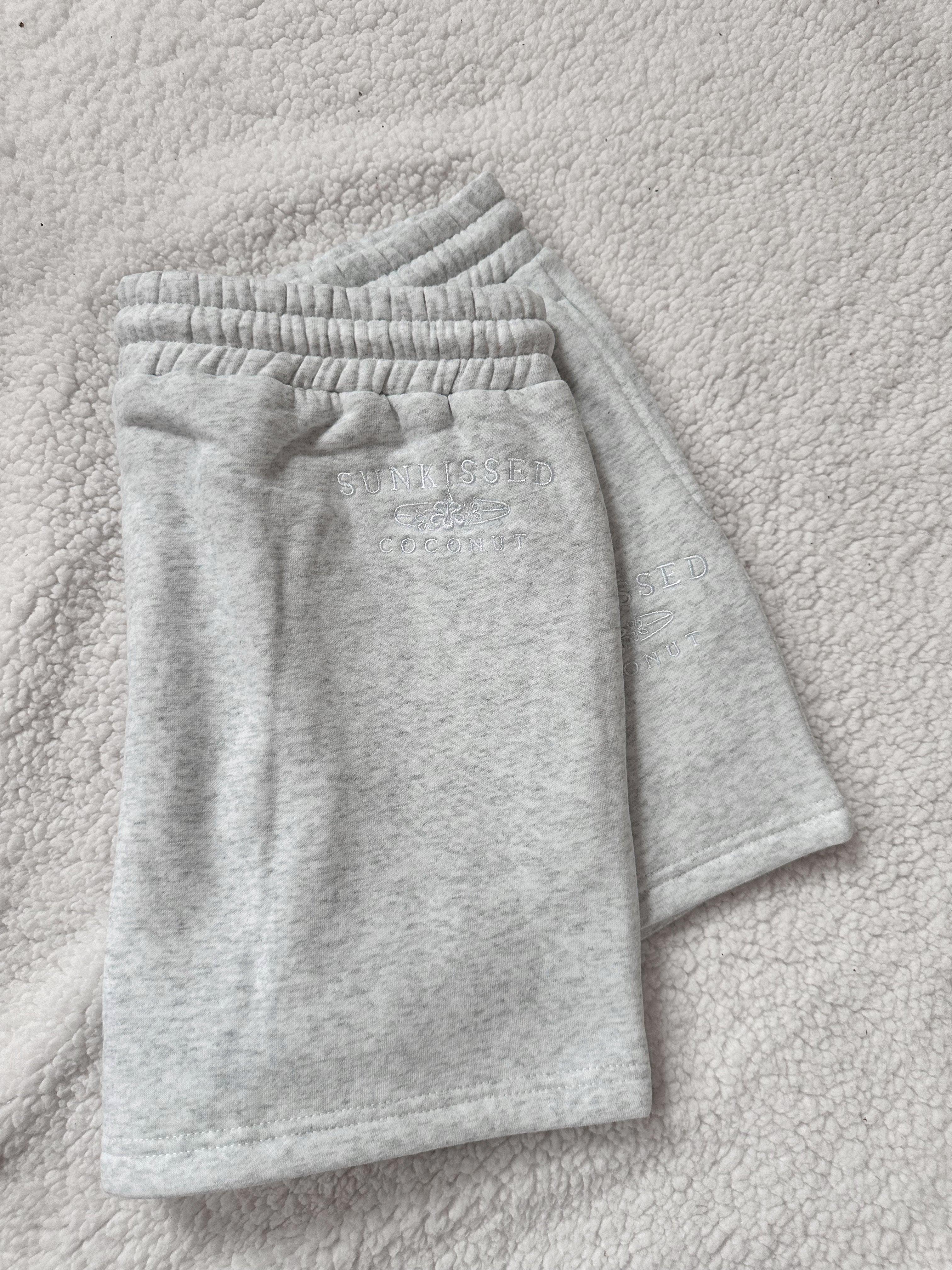 Flare Logo Shorts Product Image