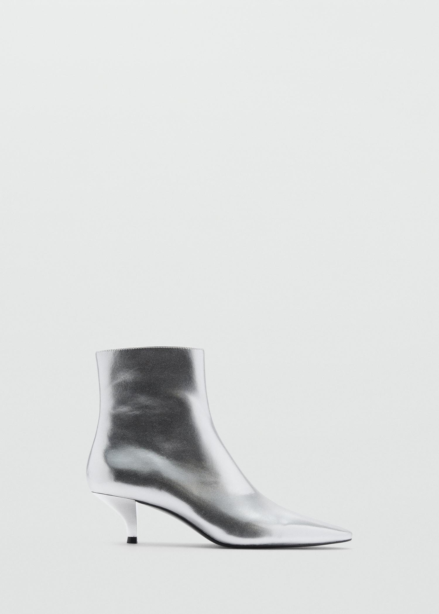 Metallic-effect pointed-toe boots - Women | MANGO USA Product Image