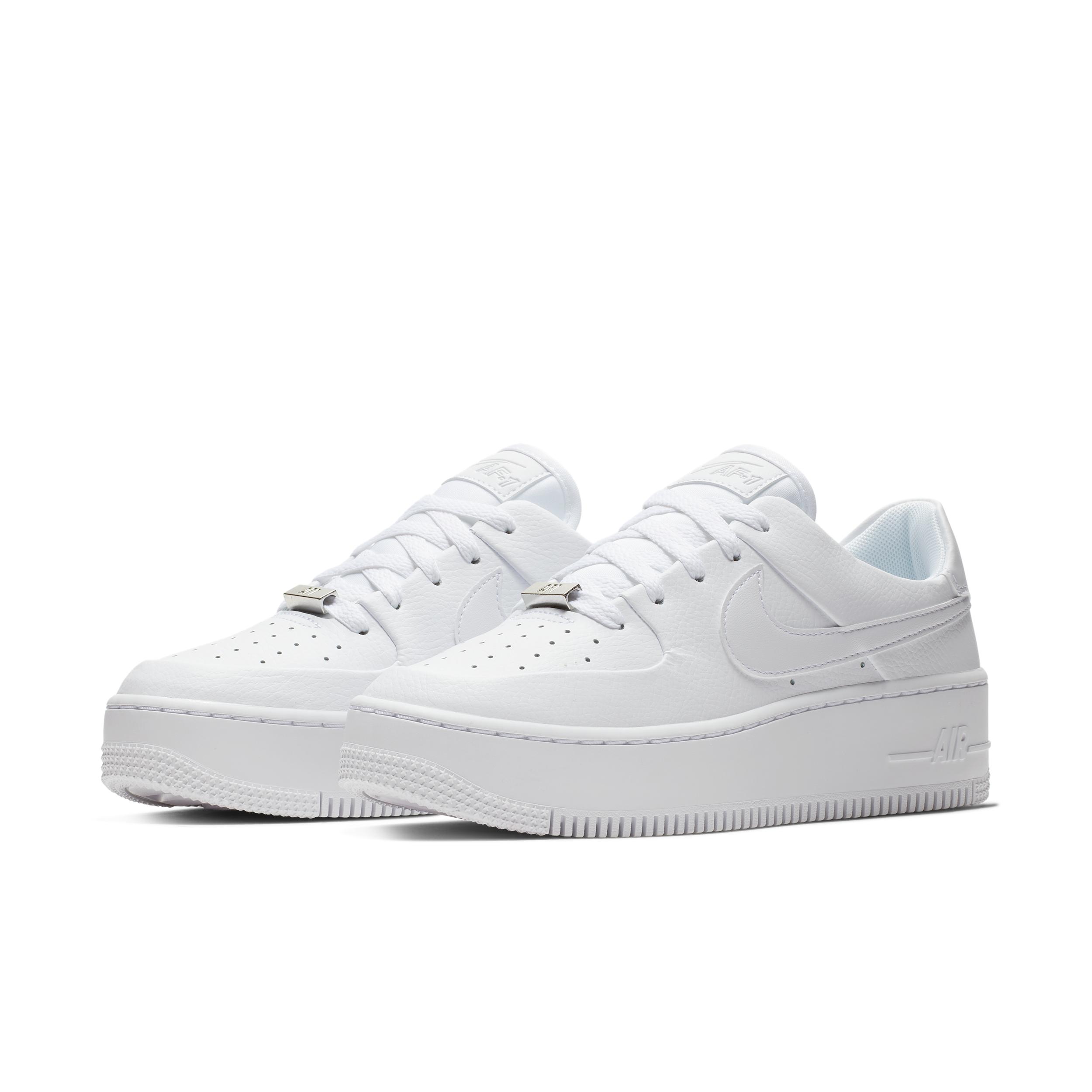 Nike Womens Air Force 1 Sage Low Shoes | AR5339-100 Product Image