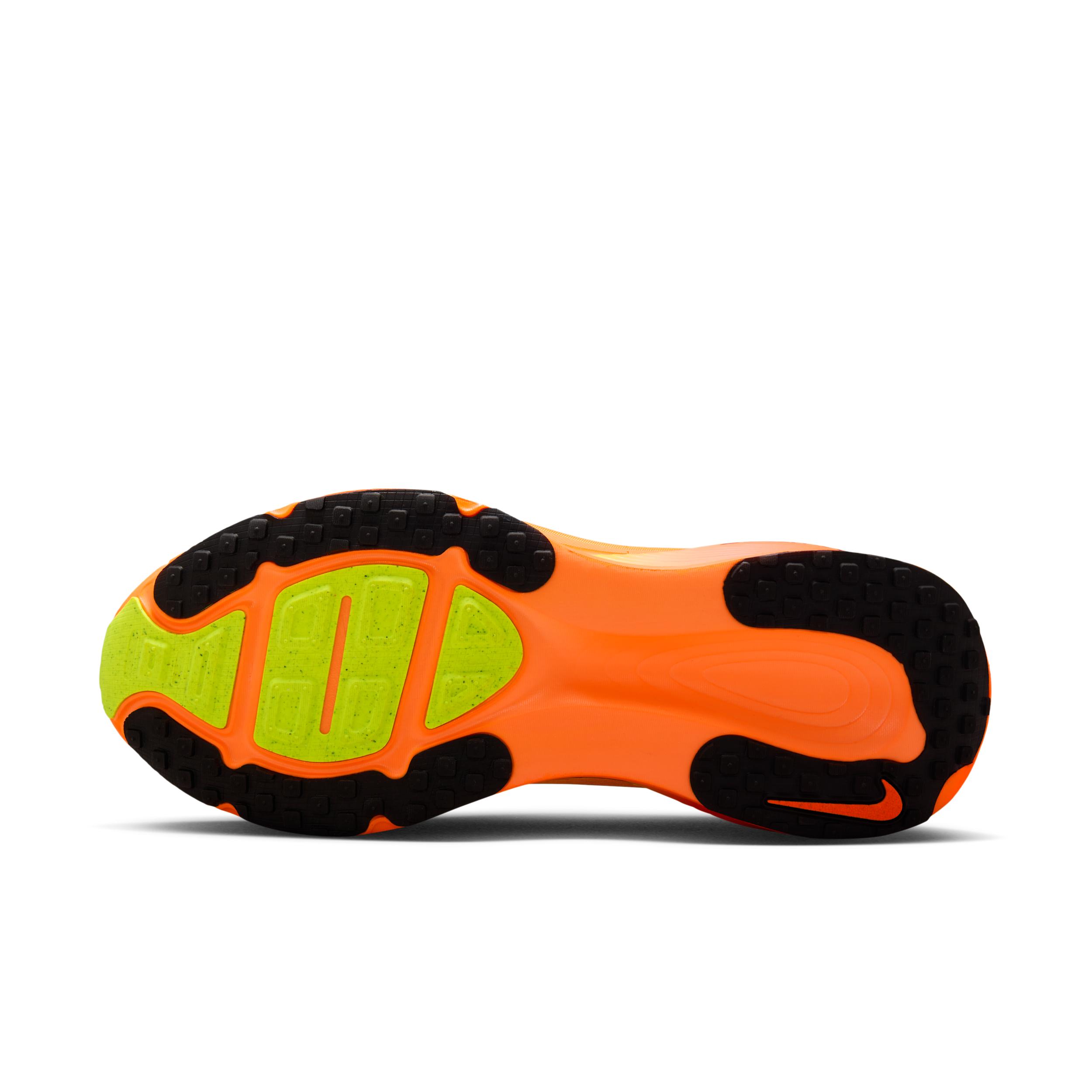 Nike Mens Vomero 18 Road Running Shoes | HM6803-700 Product Image