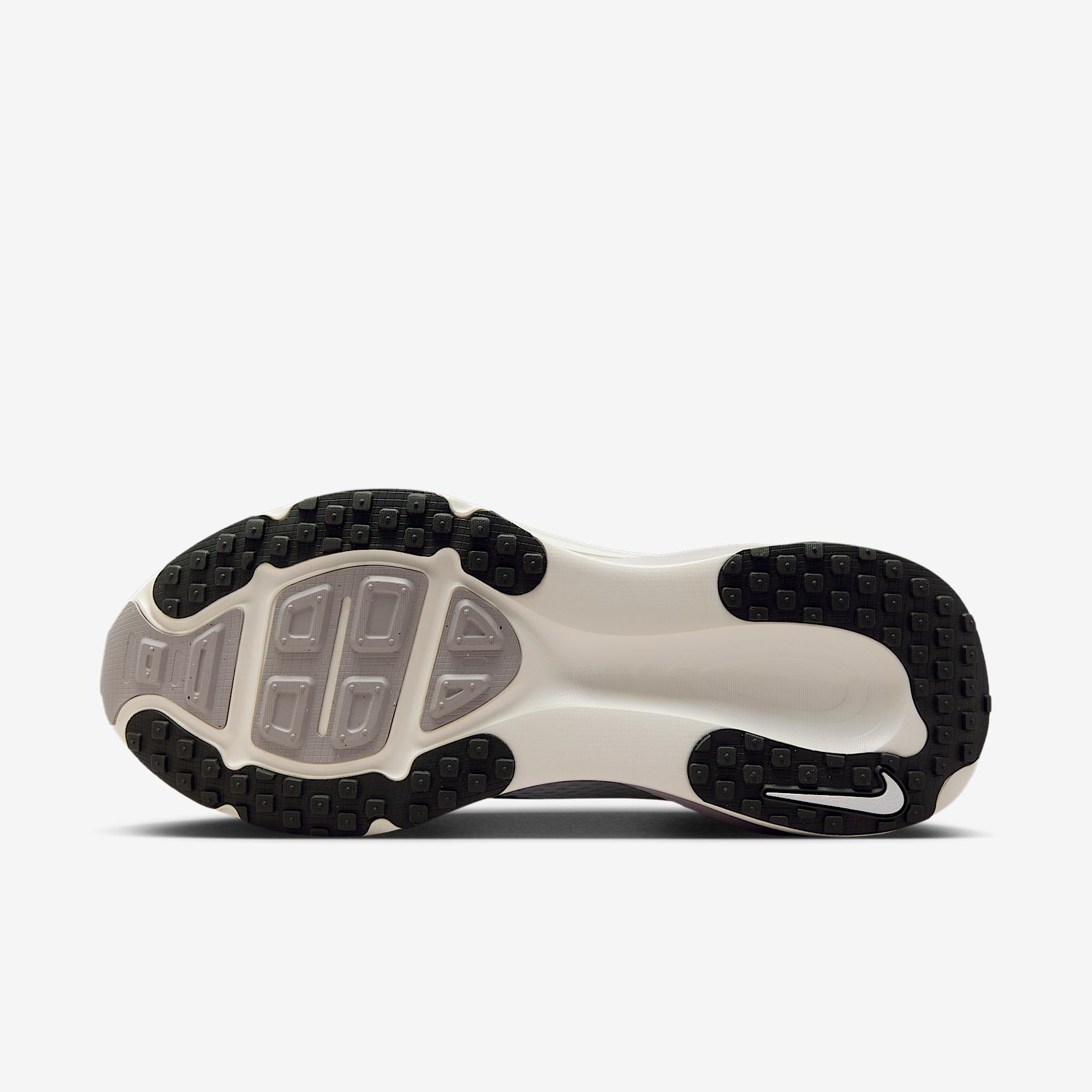 Nike Men's Vomero 18 Road Running Shoes Product Image