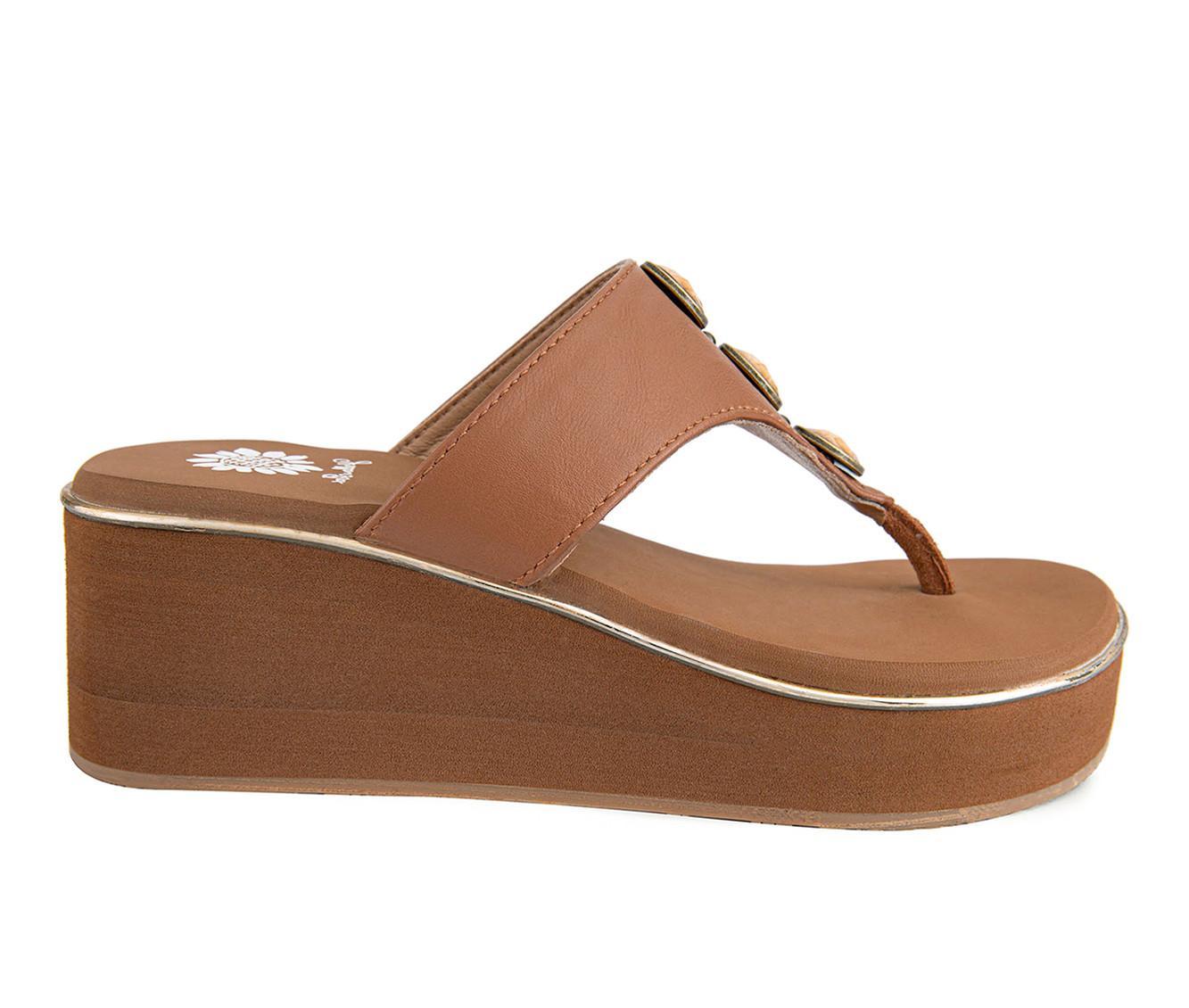 Women's Yellow Box Dazie Flip-Flops Product Image