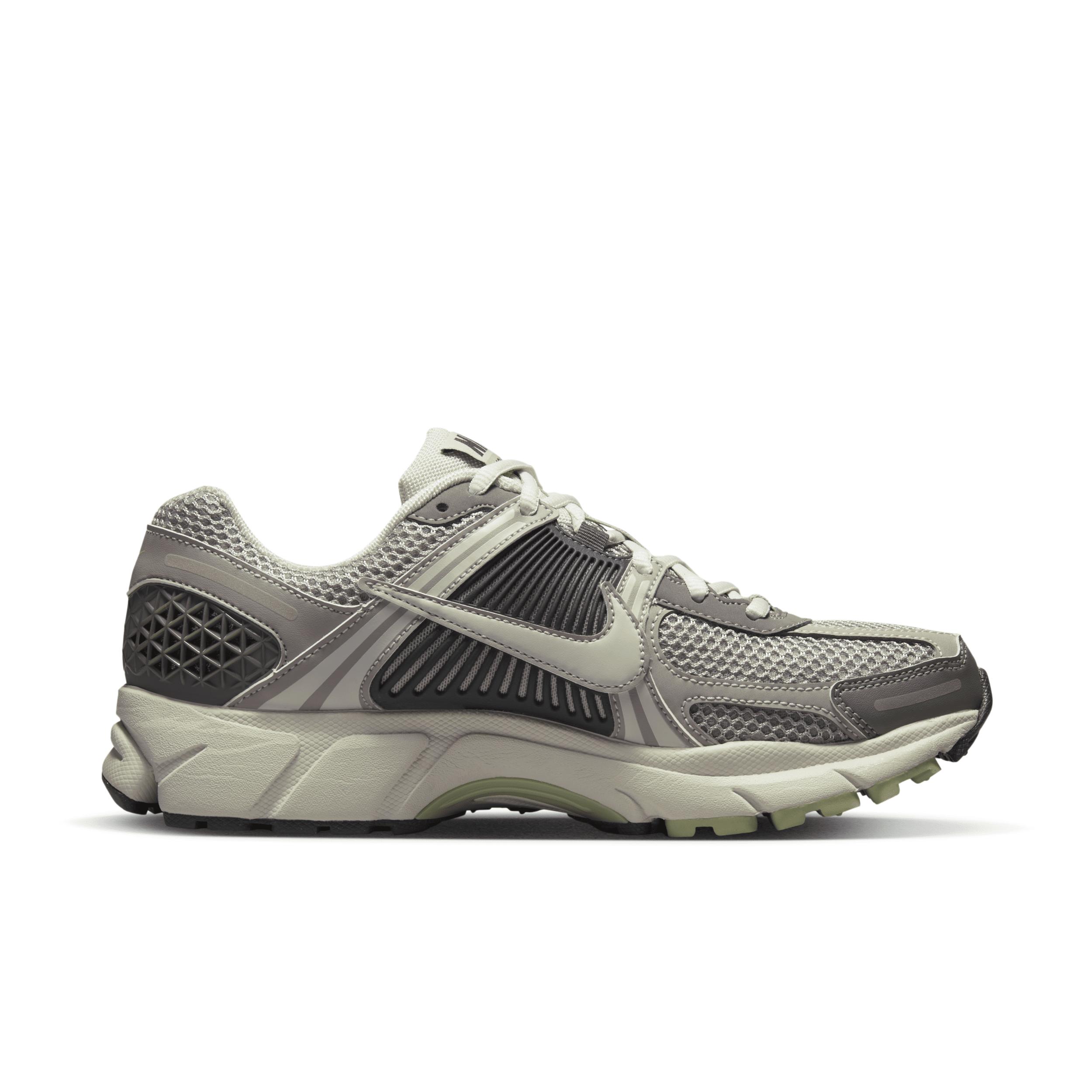 Nike Zoom Vomero 5 Women's Shoes Product Image