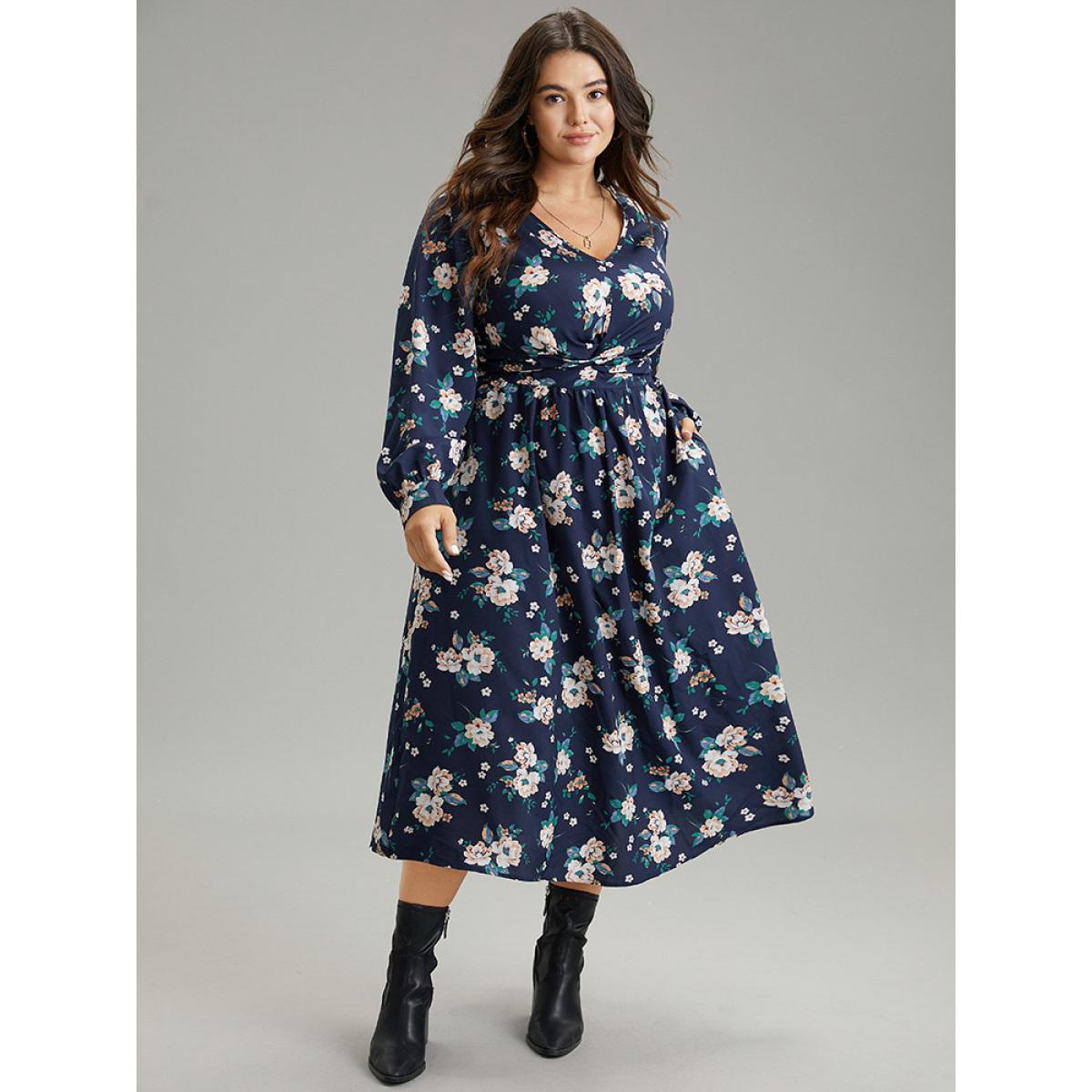 Plus Size Floral Print Twist Front Pocket Midi Dress DarkBlue Women Elegant Printed V-neck Long Sleeve Curvy Midi Dress BloomChic 28/5X Product Image