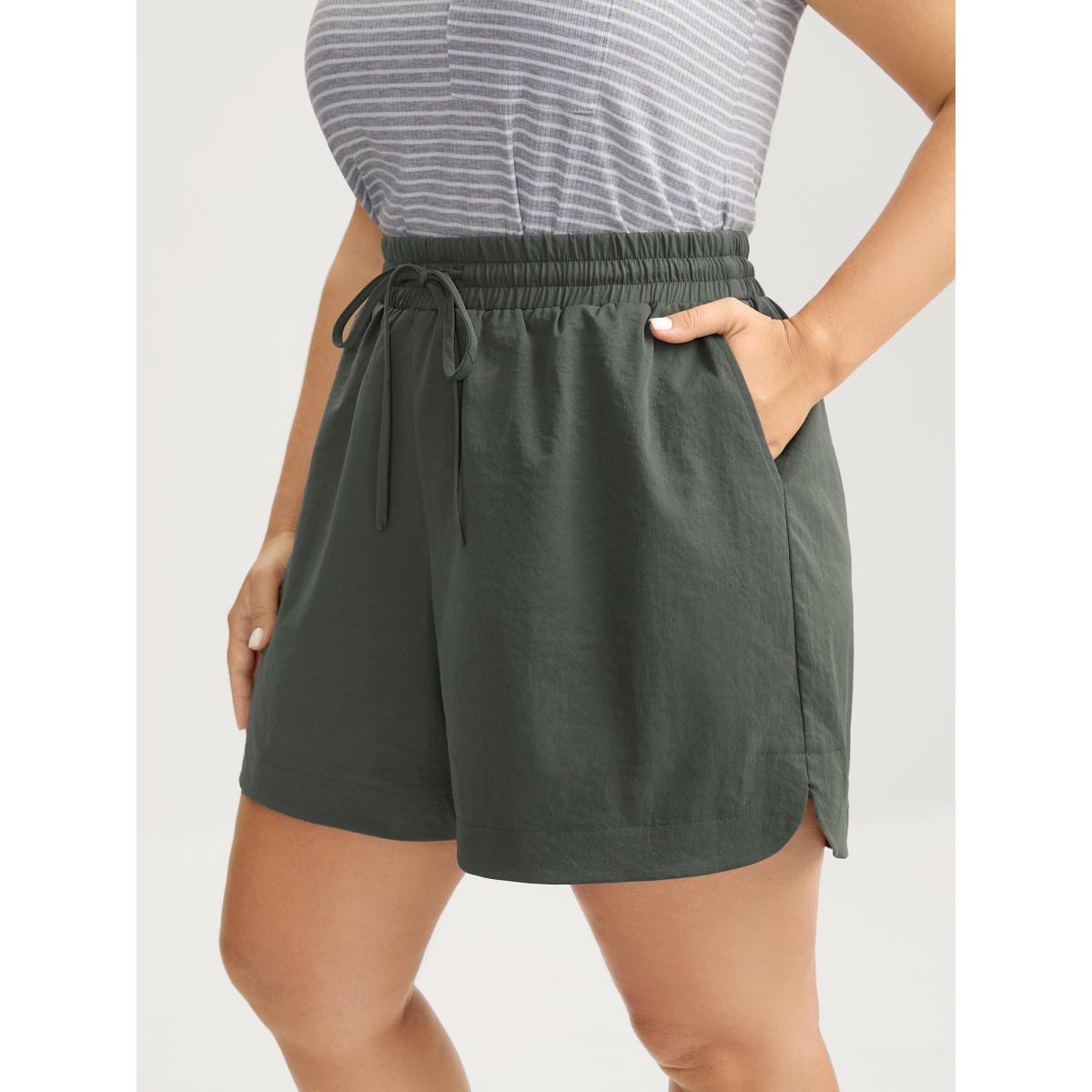 Plus Size Waist-Tie Solid Wide-Leg Shorts Women ArmyGreen Leisure Drawstring Wide Leg Casual Shorts BloomChic 18-20/2X Product Image