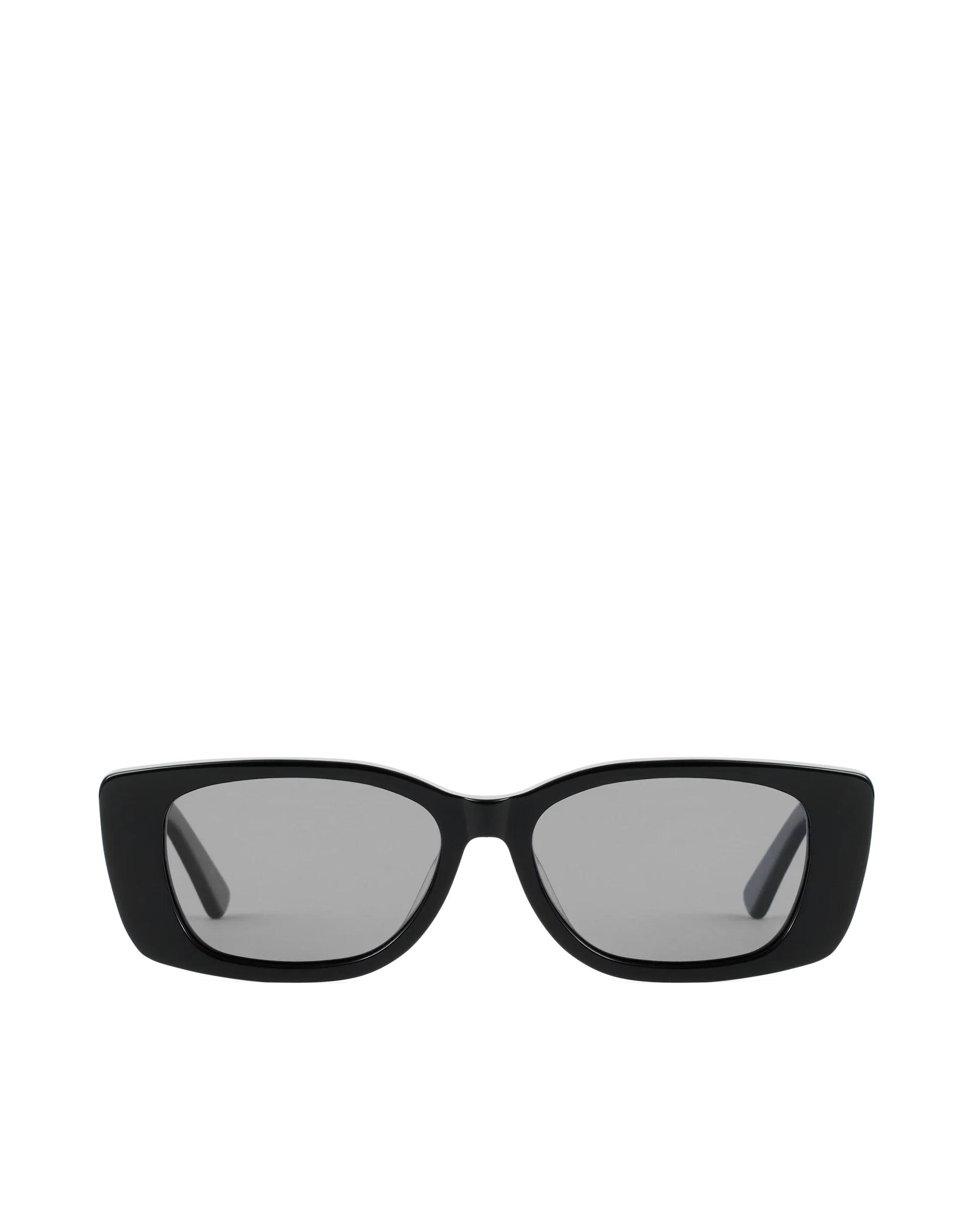 Banbe | The Hepurn Sunglasses | Black Smoke Product Image