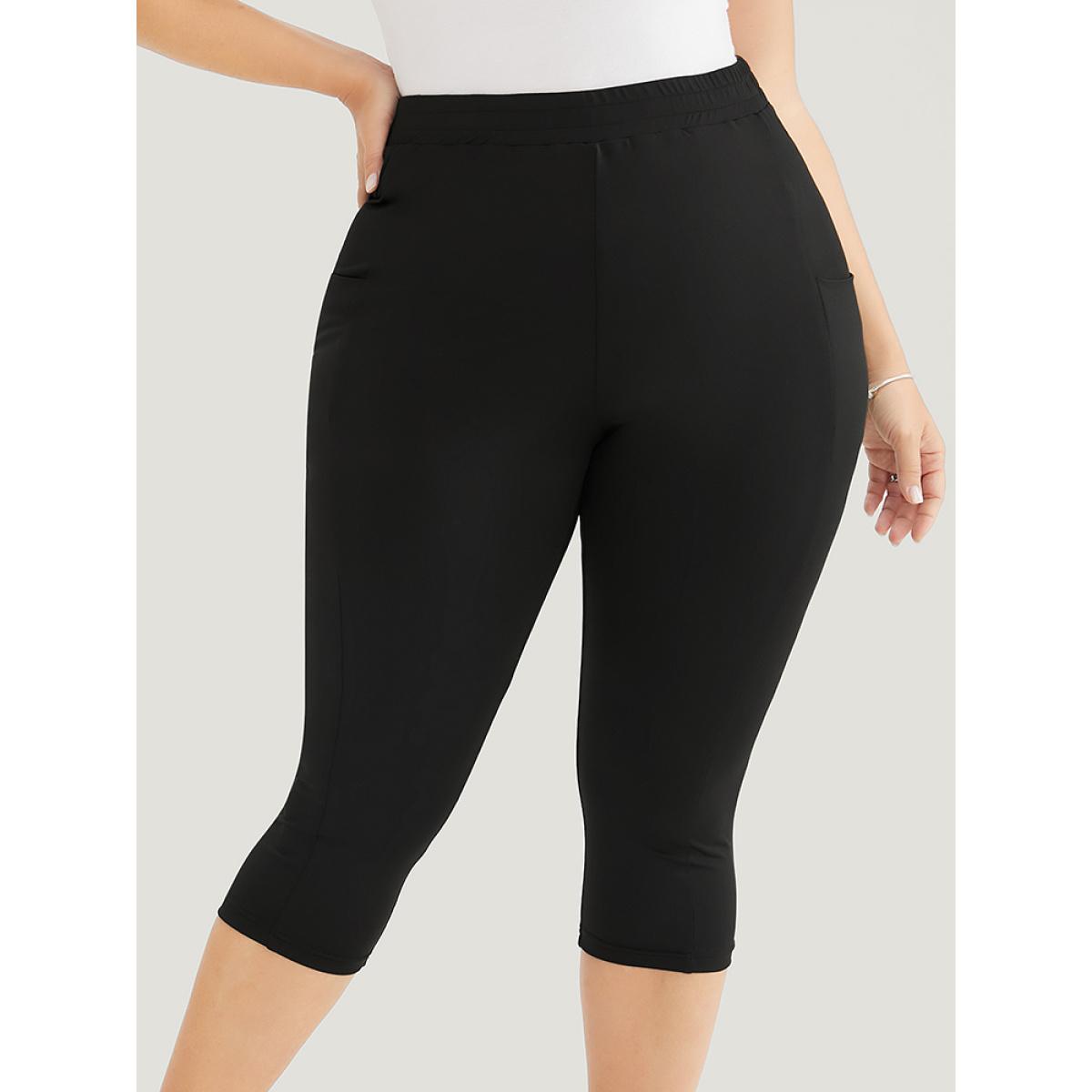 Plus Size Plain Skinny Pocket Cropped Leggings Women Black Casual Medium stretch Skinny High Rise Dailywear Leggings BloomChic 30/6X Product Image