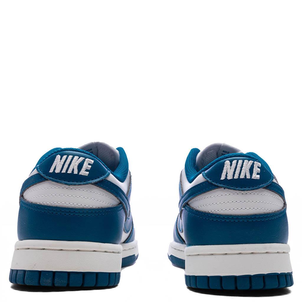 Women's Dunk Low - Green Abyss/Platinum Tint Female Product Image