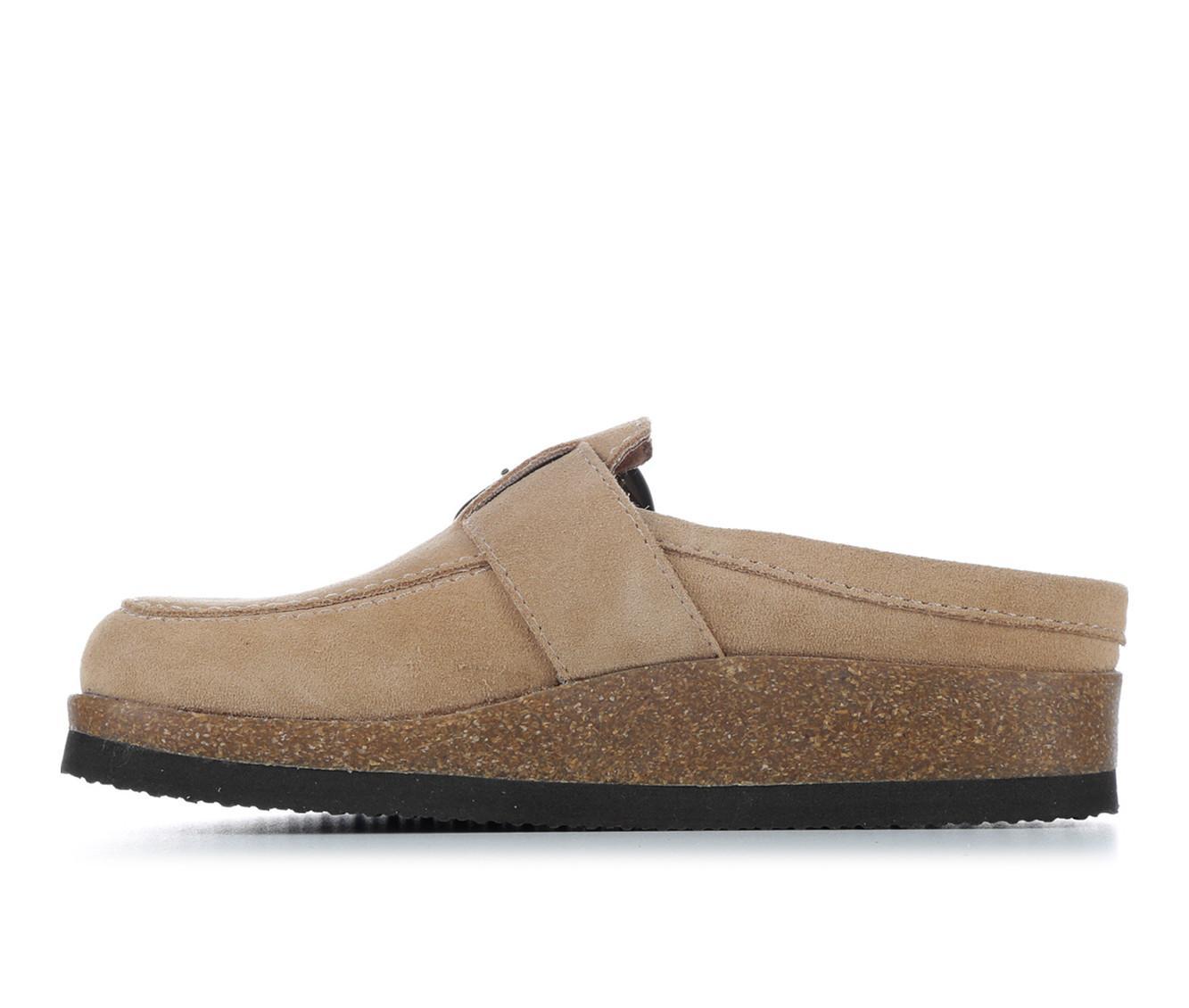 Women's White Mountain Bueno Clogs Product Image