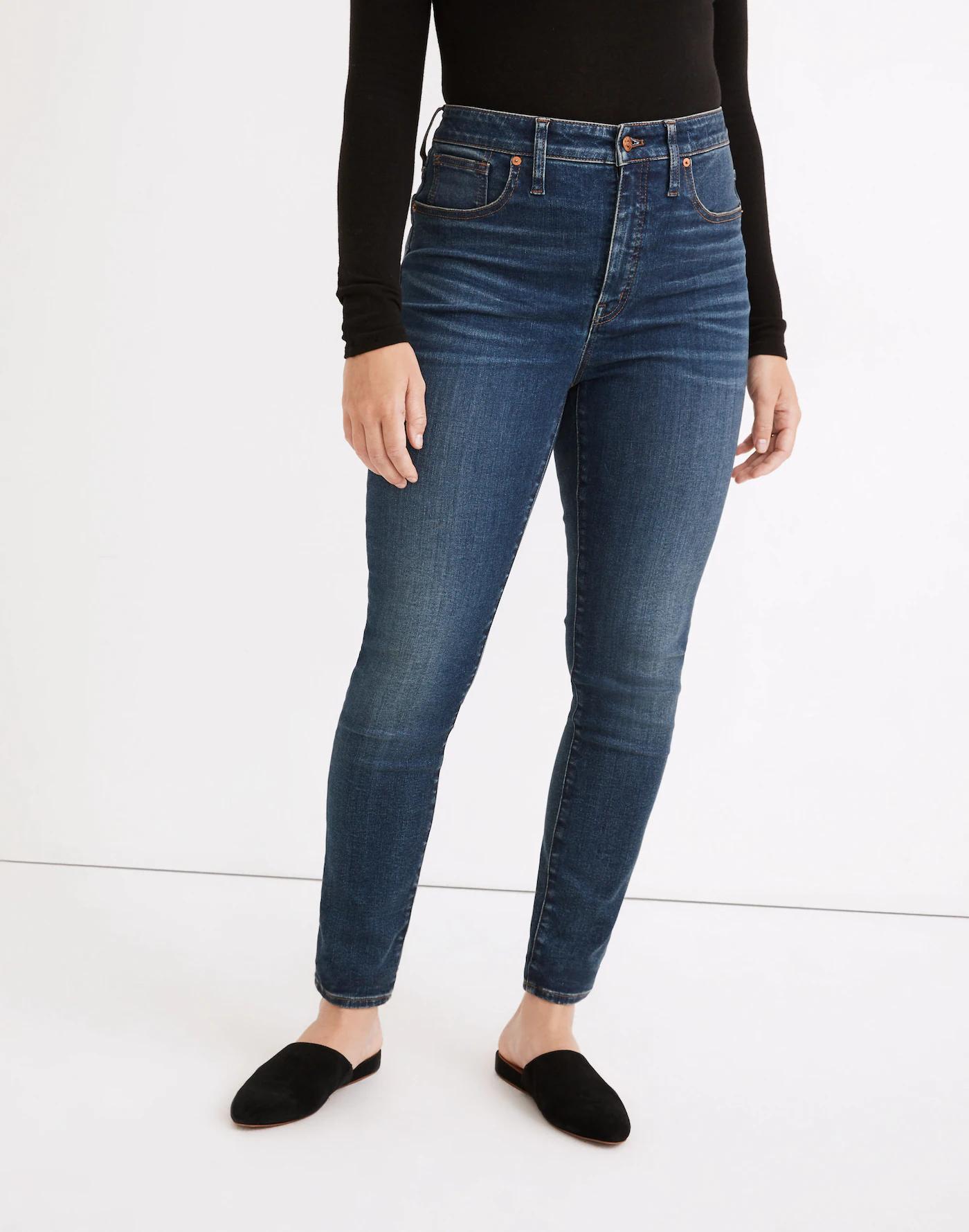Curvy High-Rise Skinny Jeans in Lanette Wash Product Image