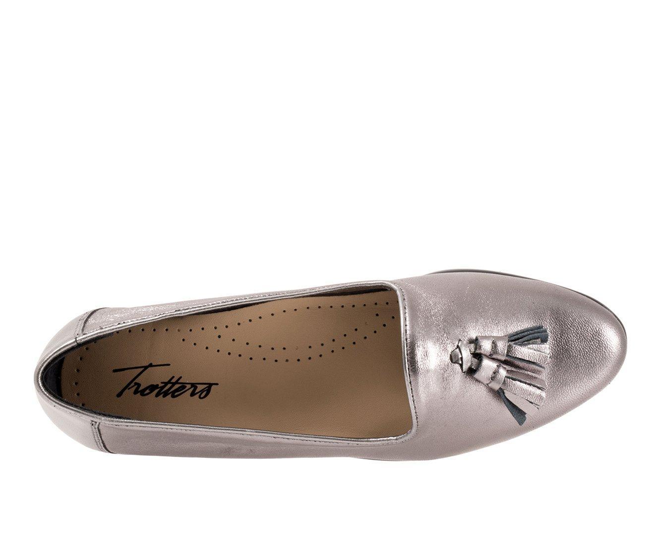Women's Trotters Liz Tassel Loafers Product Image