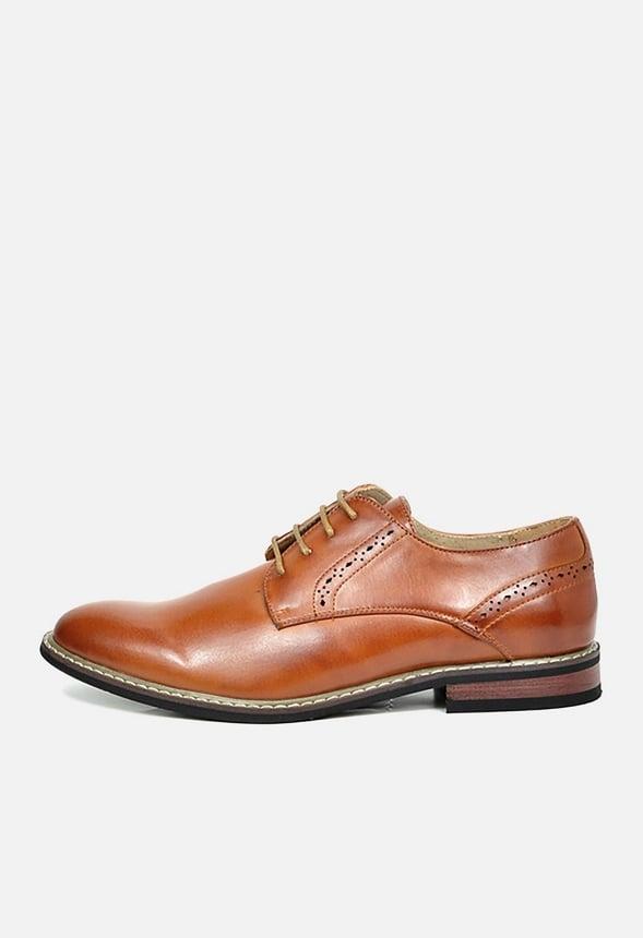 Men's Classic Wingtip Wide Dress Shoes Product Image