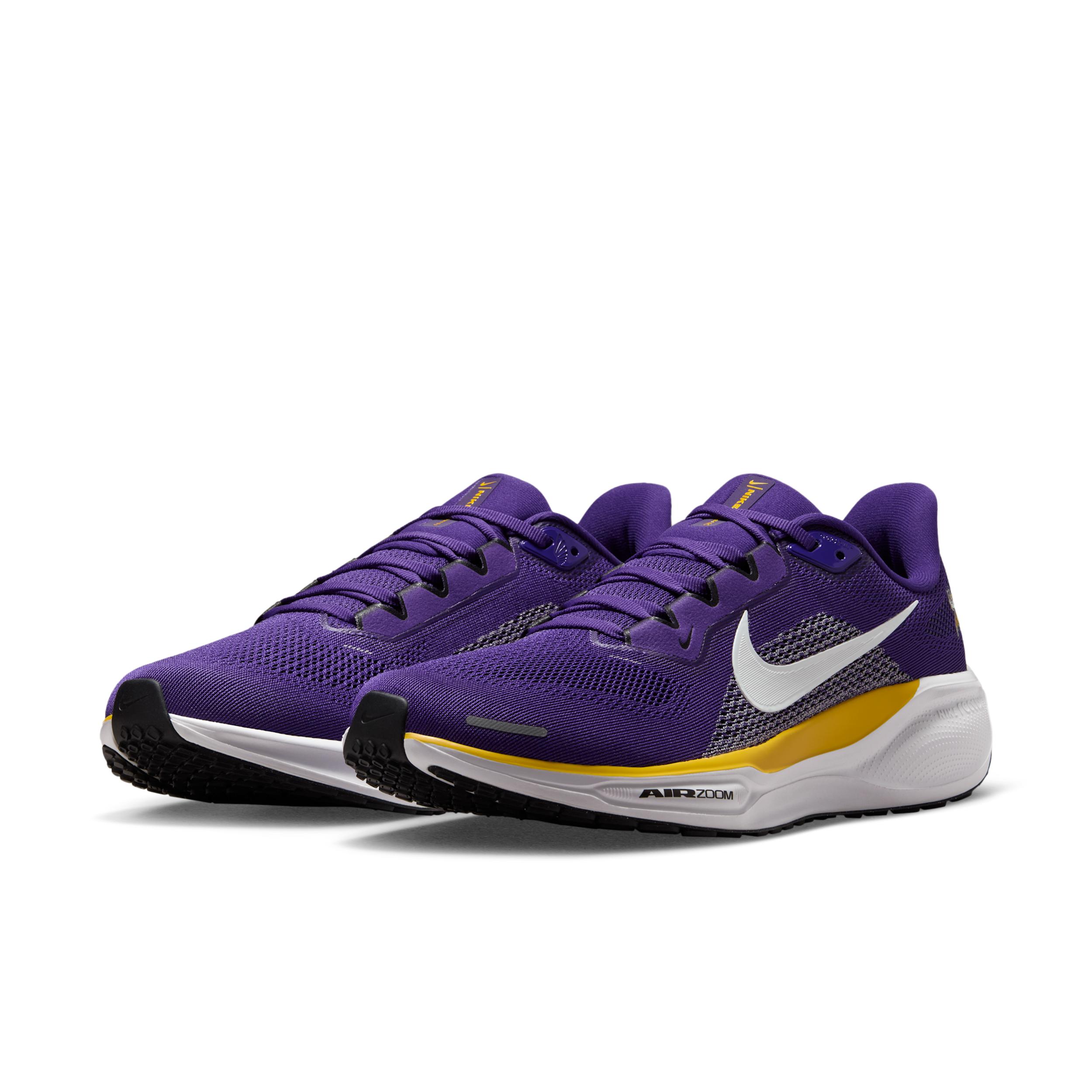 Minnesota Vikings Pegasus 41 Nike Men's NFL Road Running Shoes Product Image