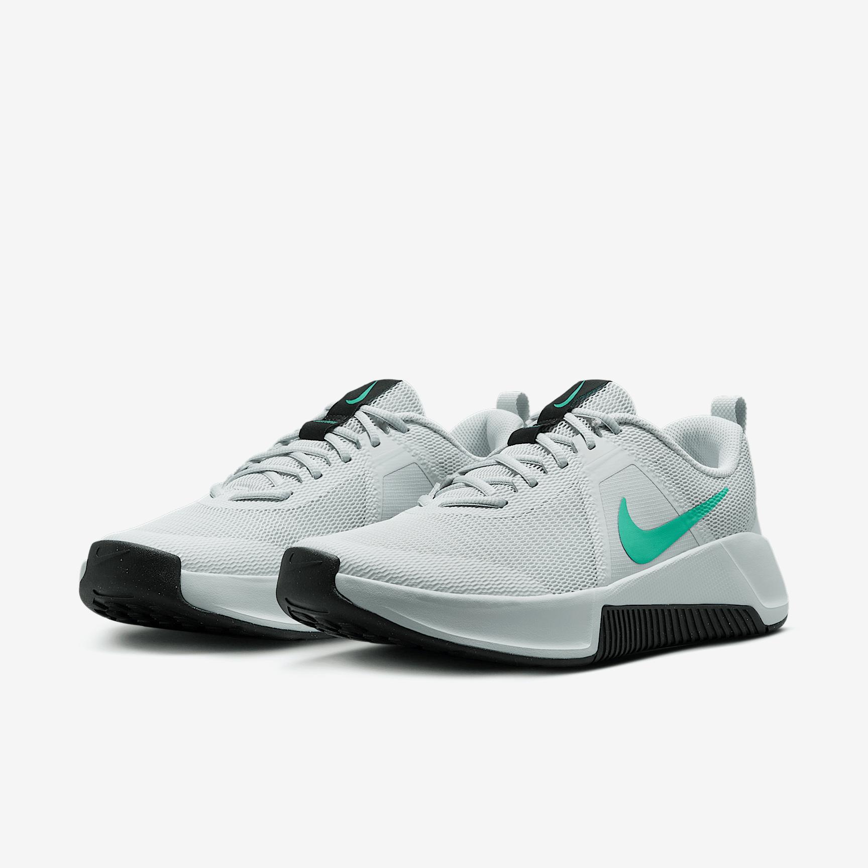 Nike Mens MC Trainer 3 Workout Shoes | FQ1831-004 Product Image
