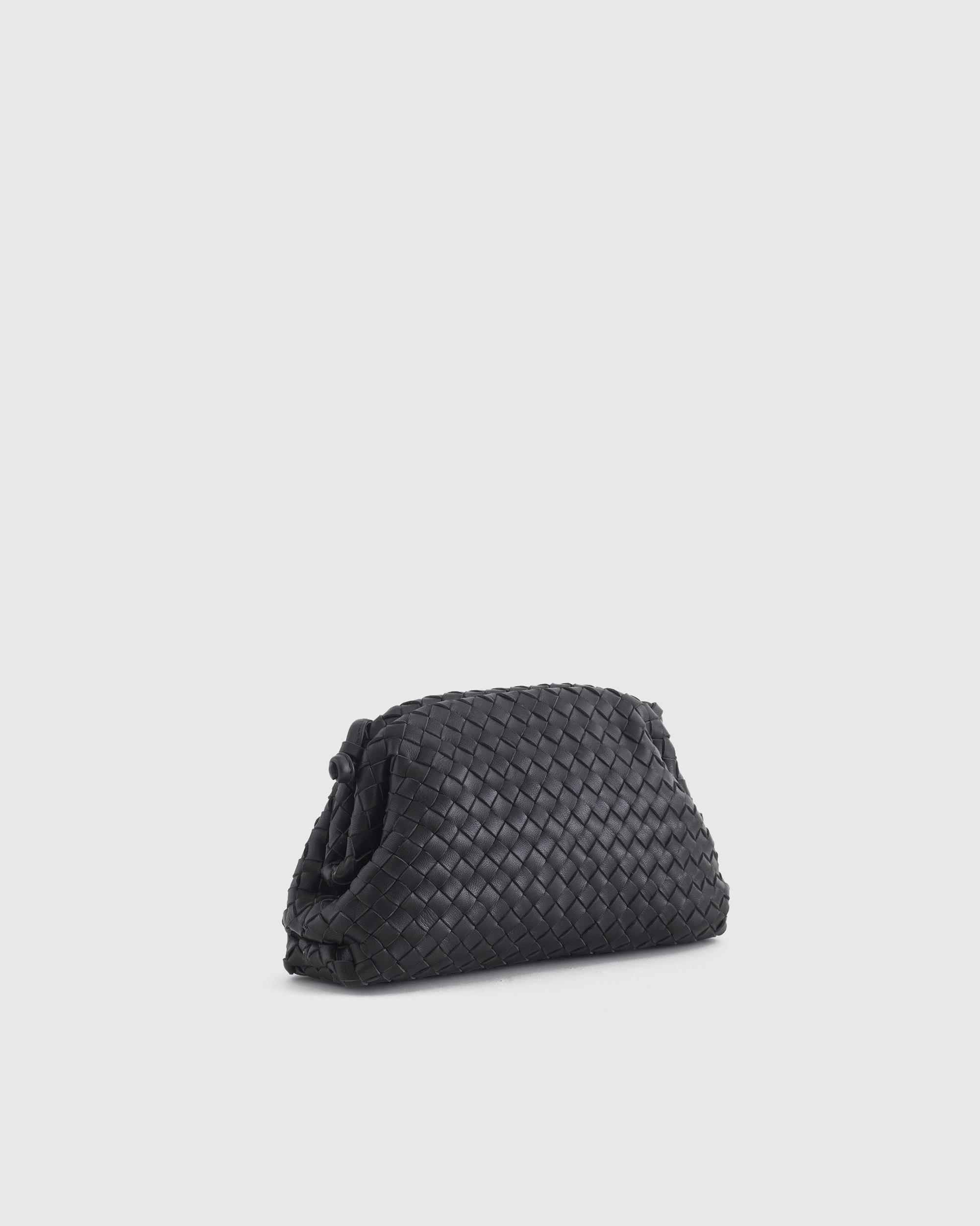 Quince | Women's Italian Leather Handwoven Pouch Crossbody Clutch Product Image