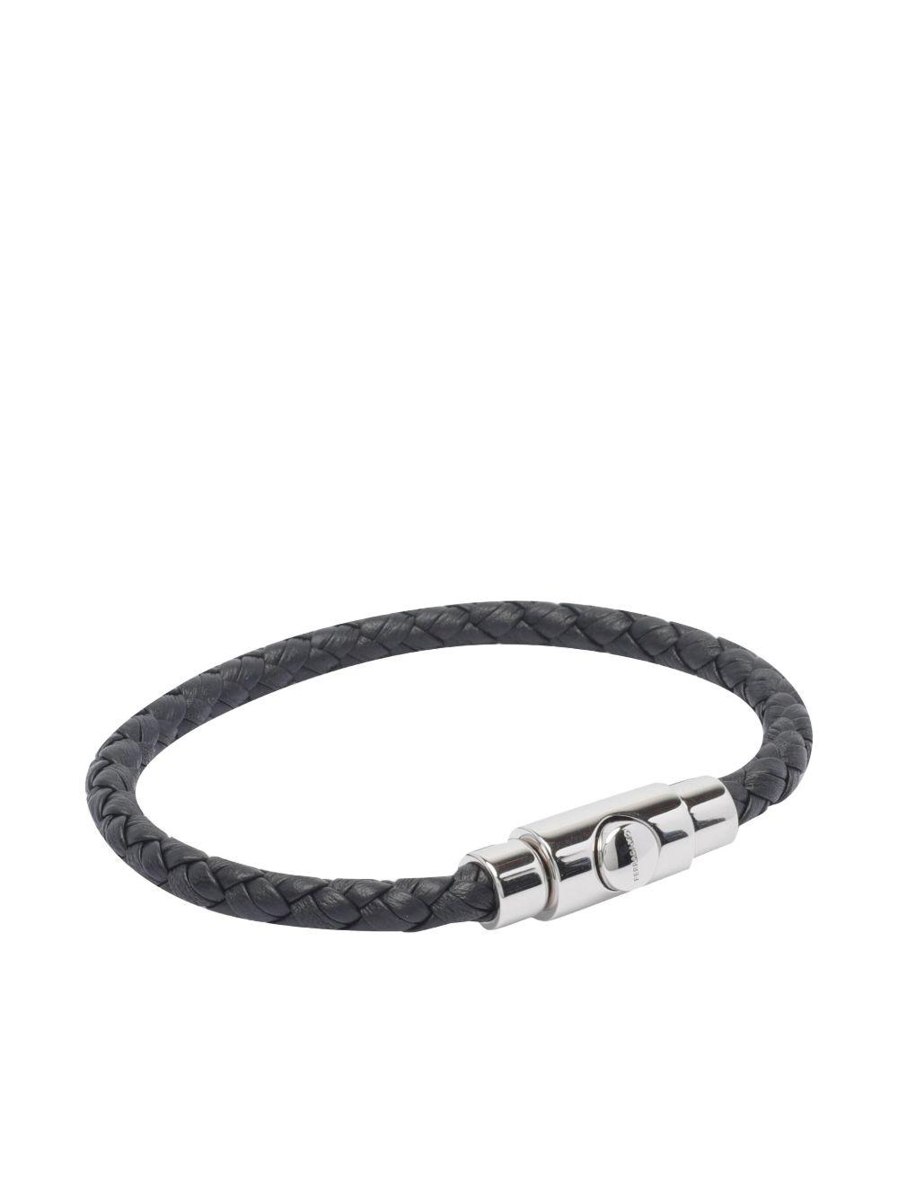 braided bracelet Product Image