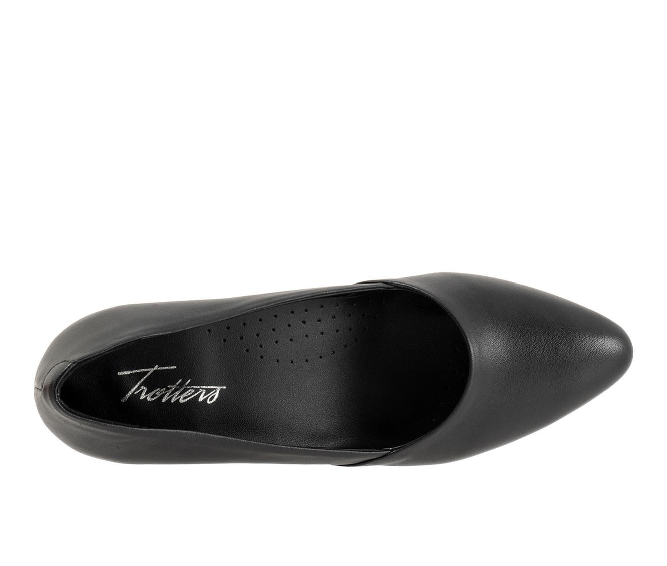 Women's Trotters Kylie Pumps Product Image