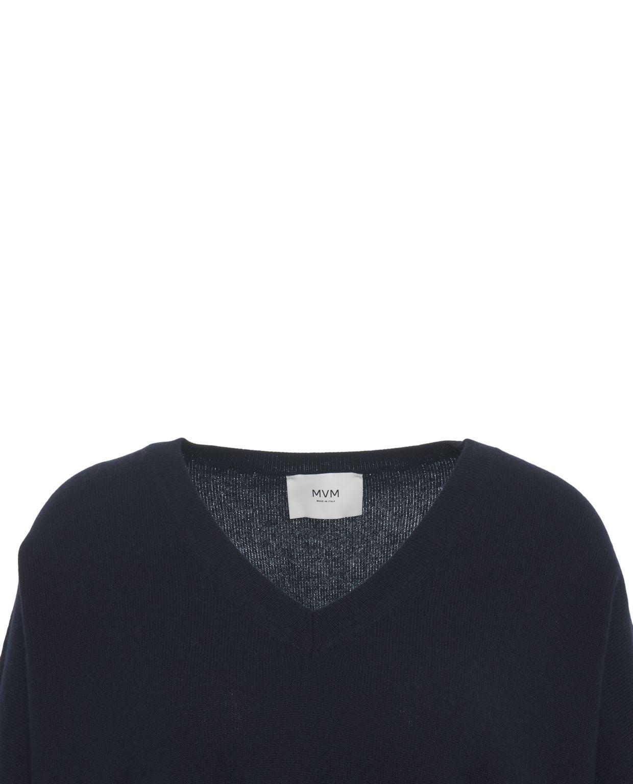 Cashmere sweater with pearl detail Product Image