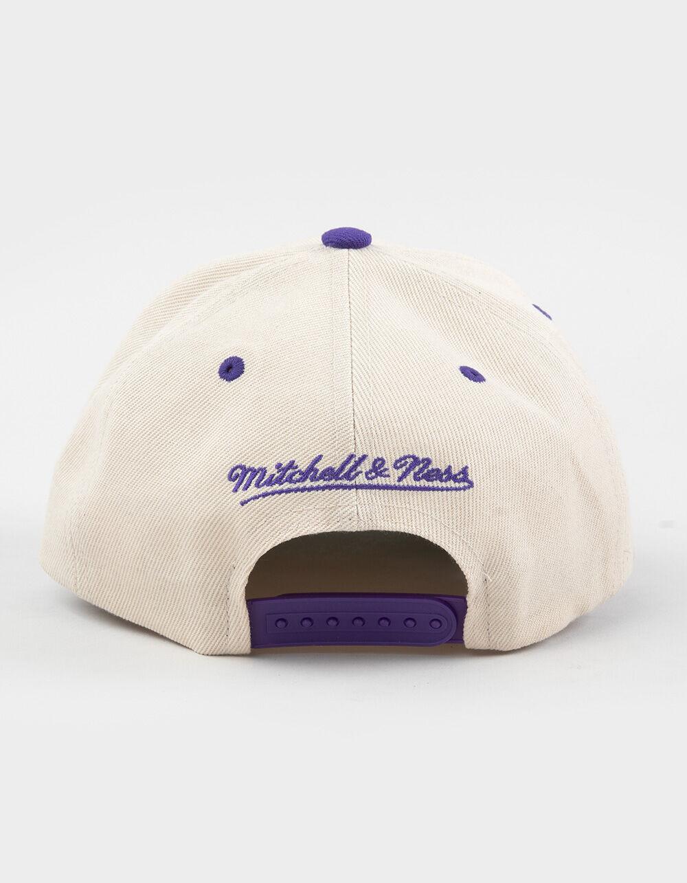 MITCHELL & NESS Los Angeles Lakers Retro Type Pro Snapback Hat - OFF WHITE Product Image