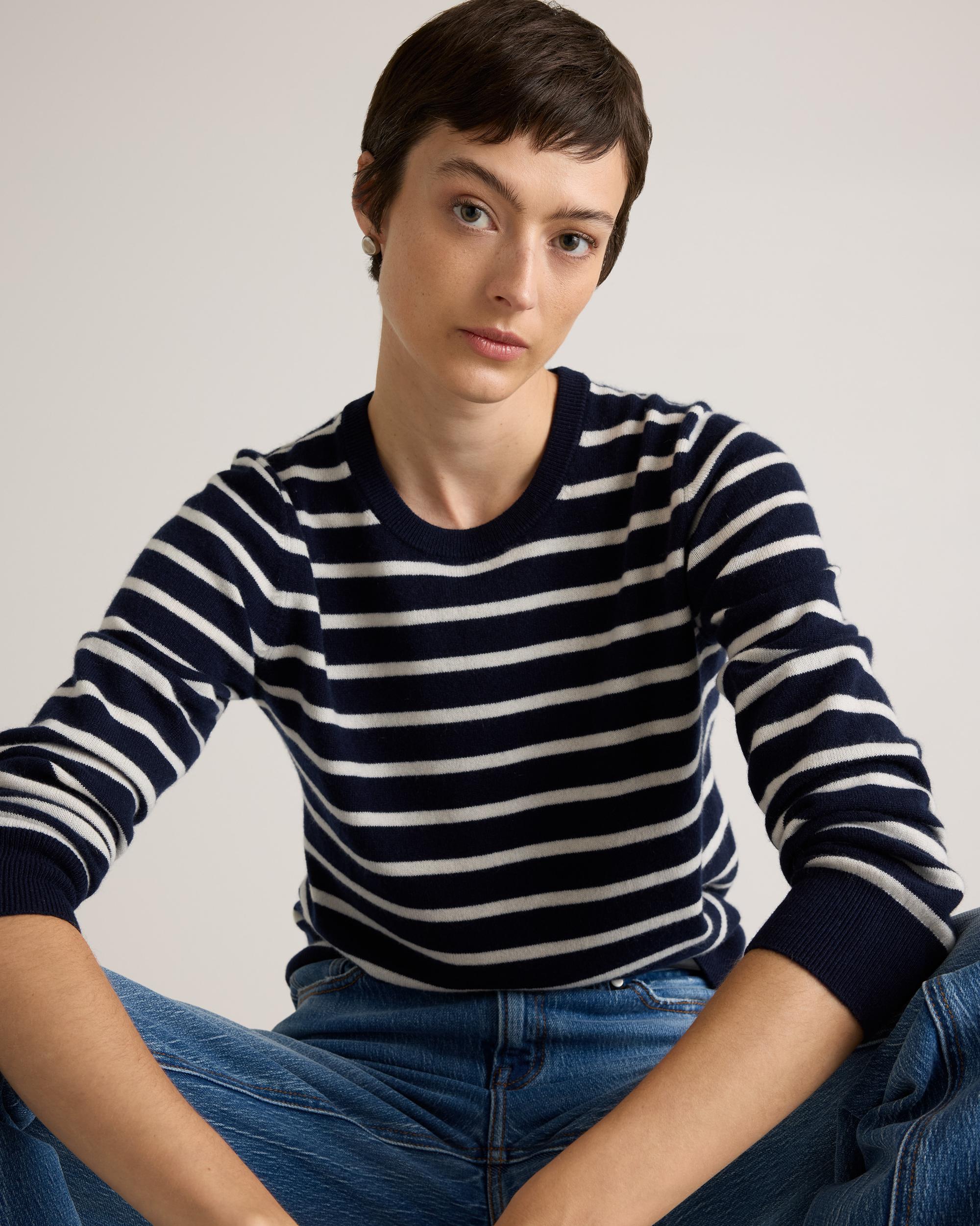 Quince | Women's Mongolian Cashmere Crewneck Sweater Product Image