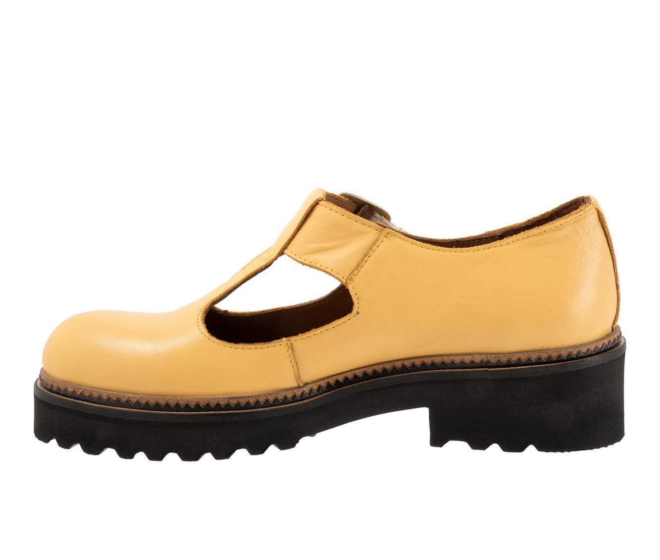 Women's Bueno Angela T-Strap Mary Jane Shoes Product Image