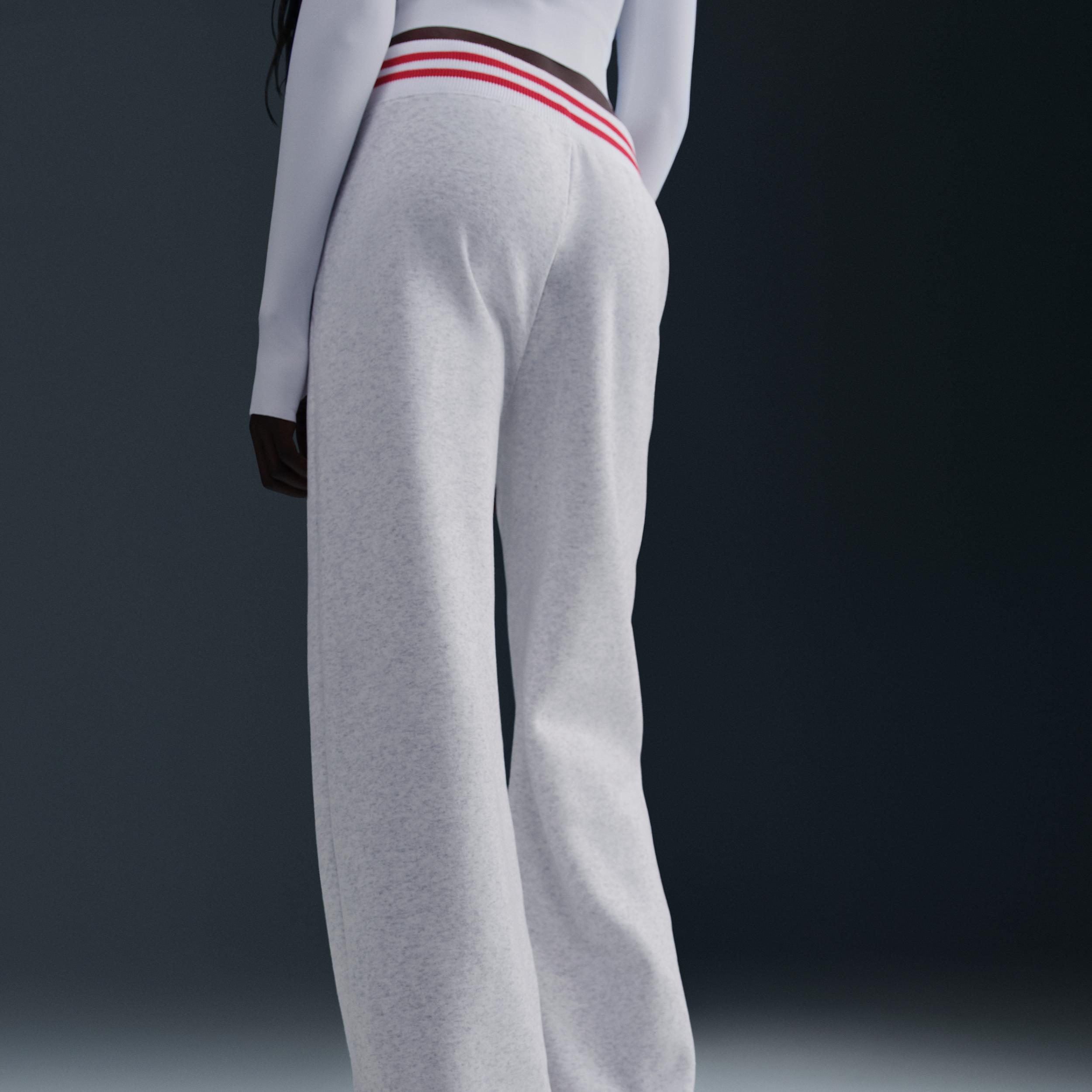 Women's Nike Sportswear Phoenix Fleece High-Waisted Wide-Leg Graphic Pants Product Image
