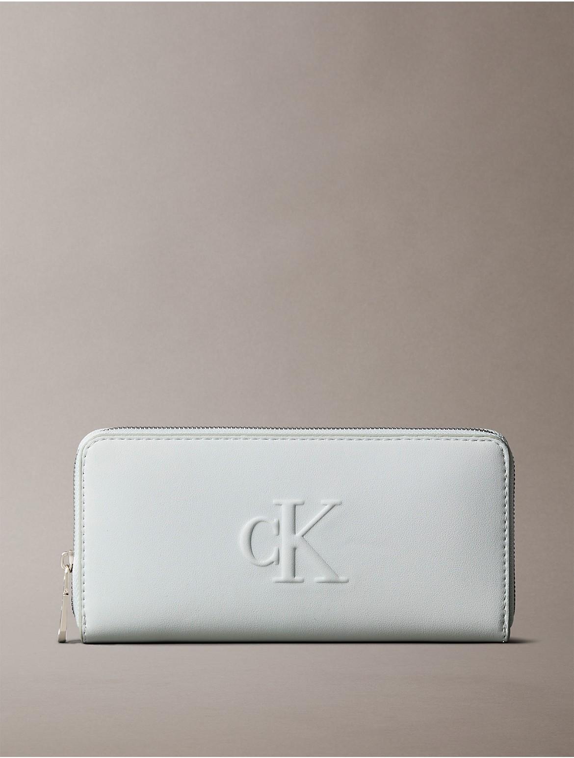 Calvin Klein Womens Sculpted Impression Zip Wallet Product Image