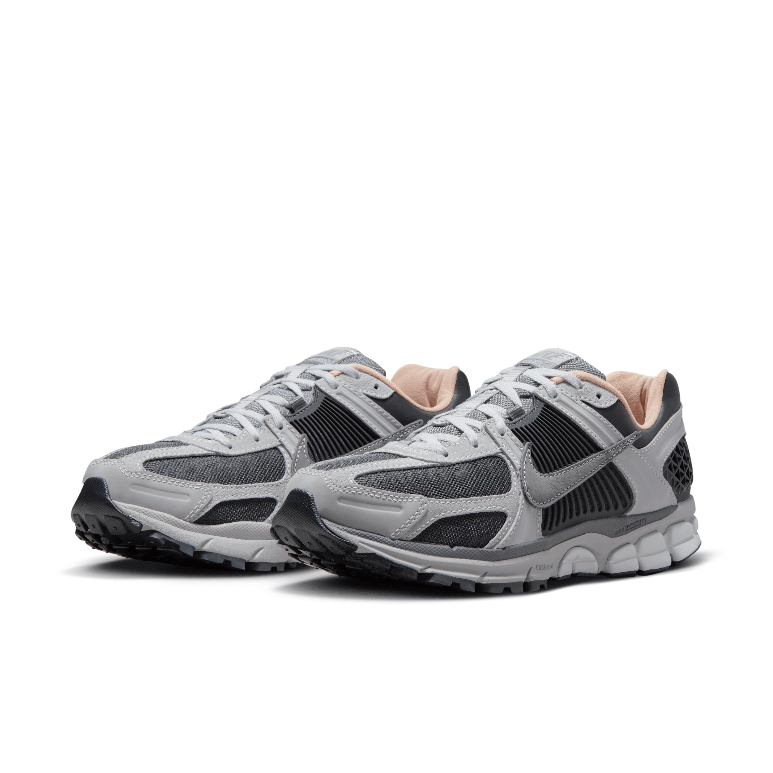 Nike Mens Zoom Vomero 5 Shoes | IB4004-701 Product Image