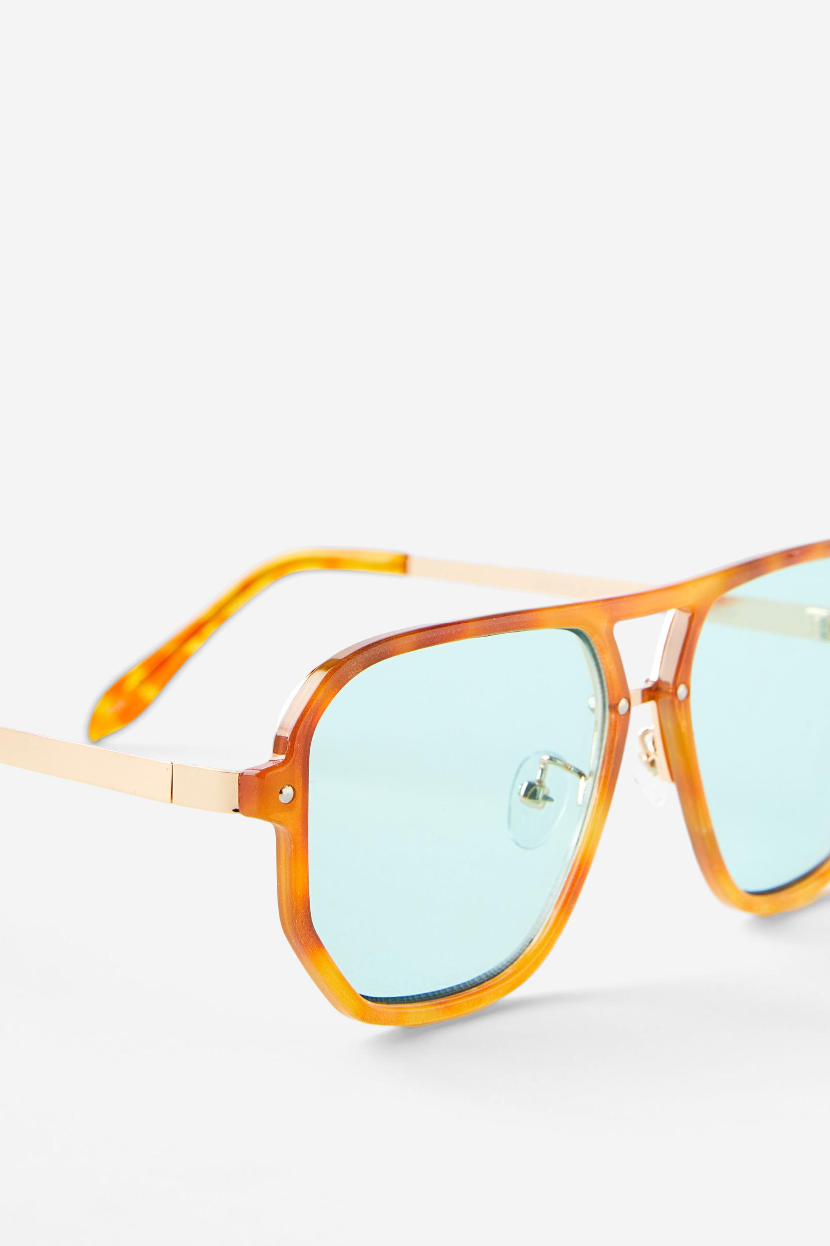 Mikayla Aviator Sunglasses Product Image