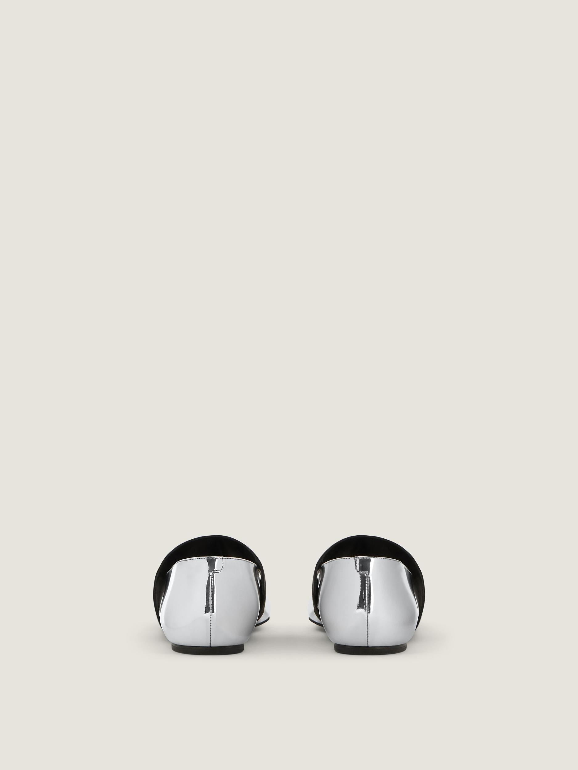 Sliced Square ballerinas in mirror effect leather Product Image