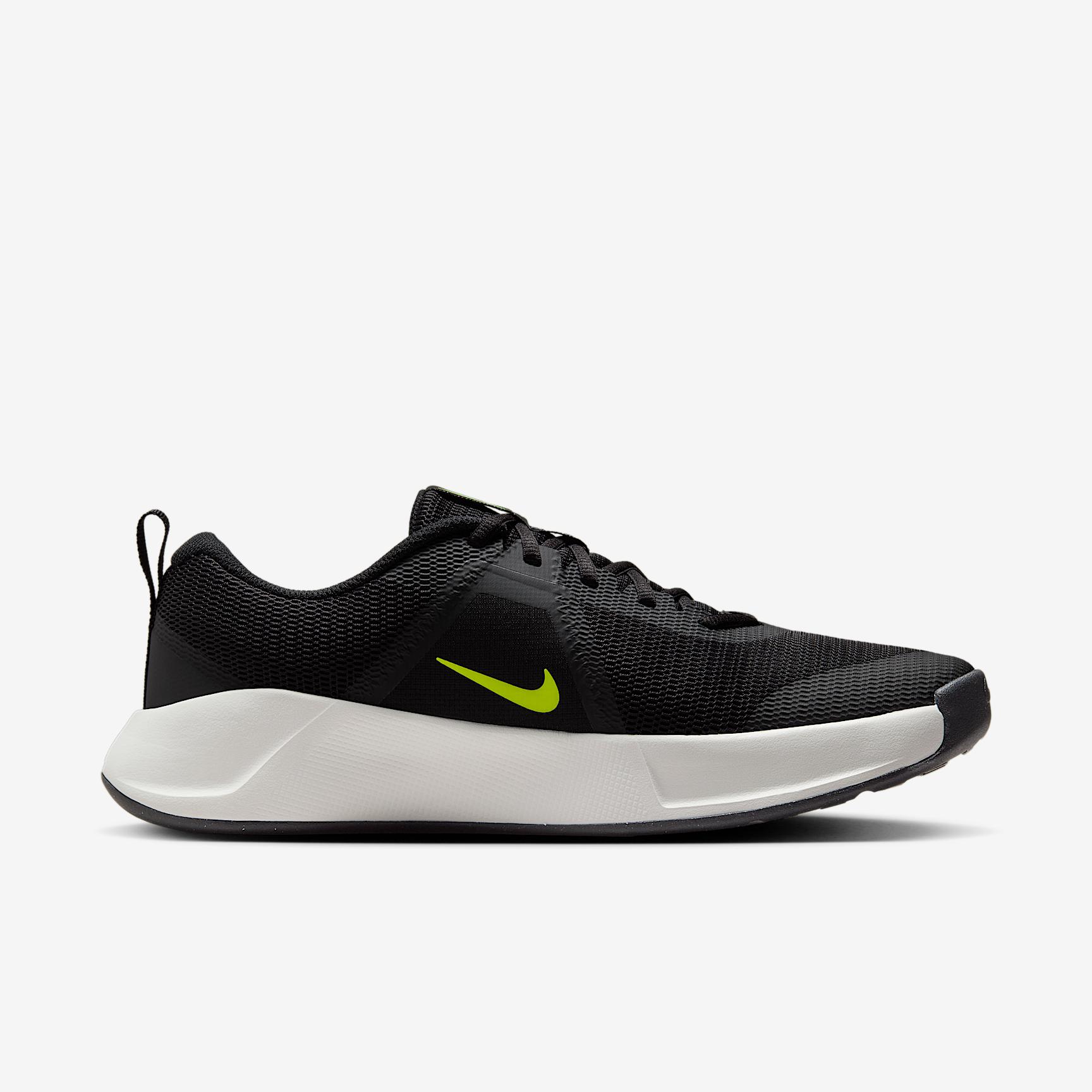 Nike MC Trainer 3 Men's Workout Shoes Product Image