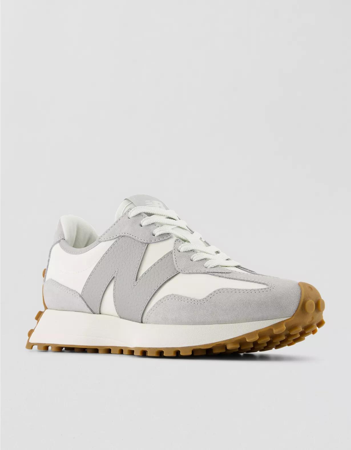 New Balance 327 Sneaker Product Image