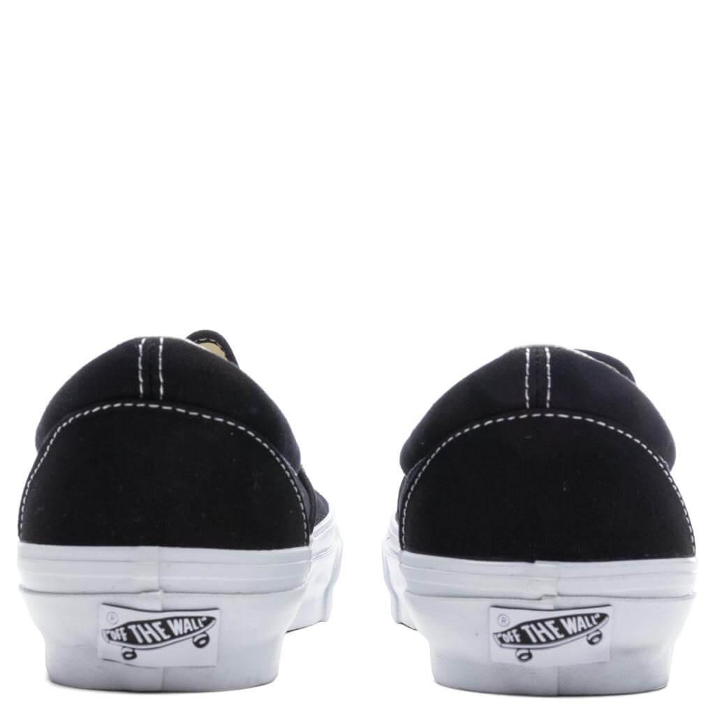 Premium Slip-On Reissue 98 LX - Black/White Male Product Image